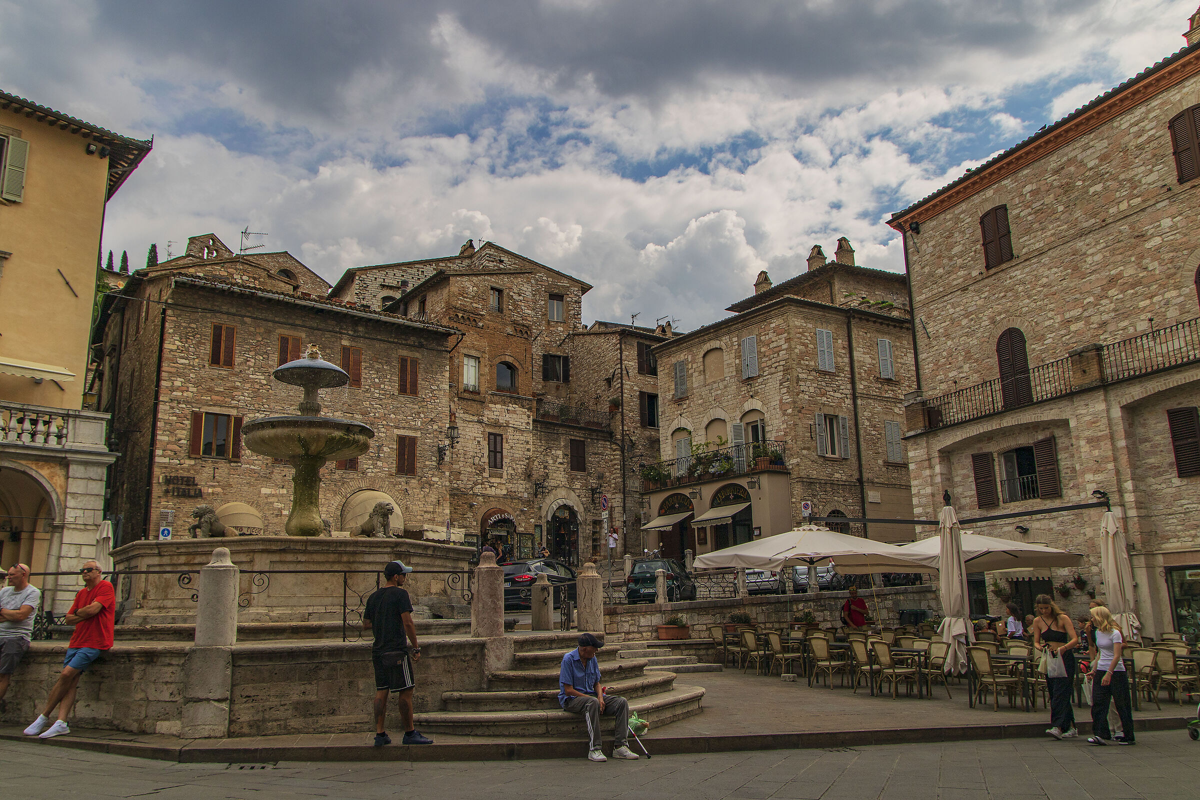 assisi..