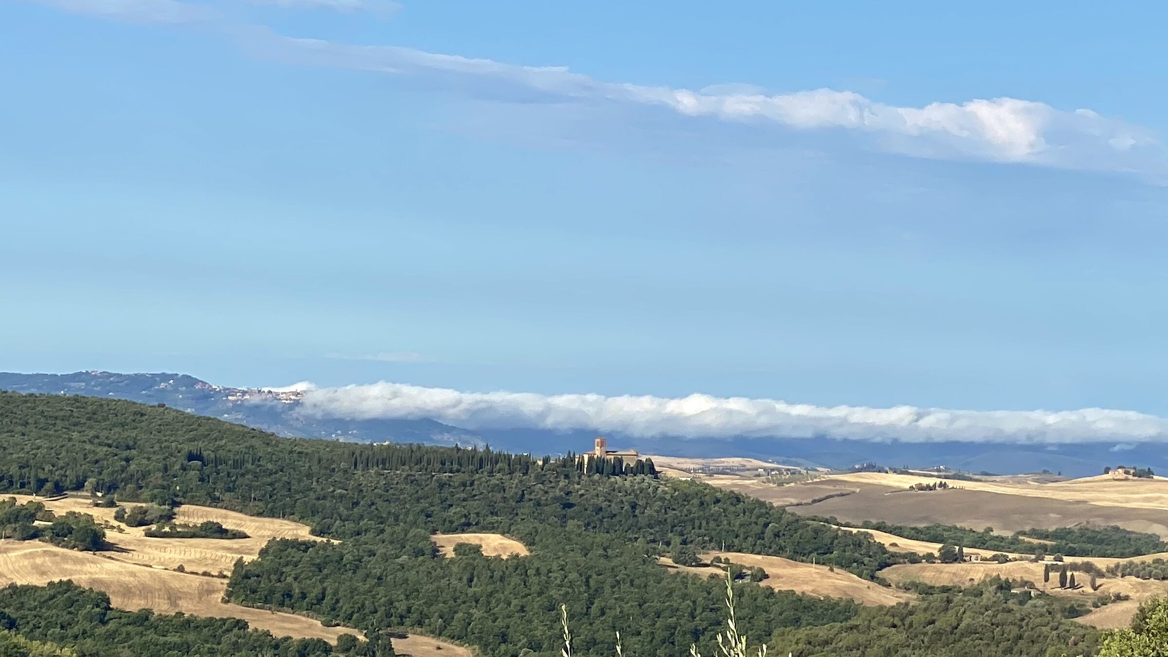 Between Sant'Anna in Camprera and Montalcino