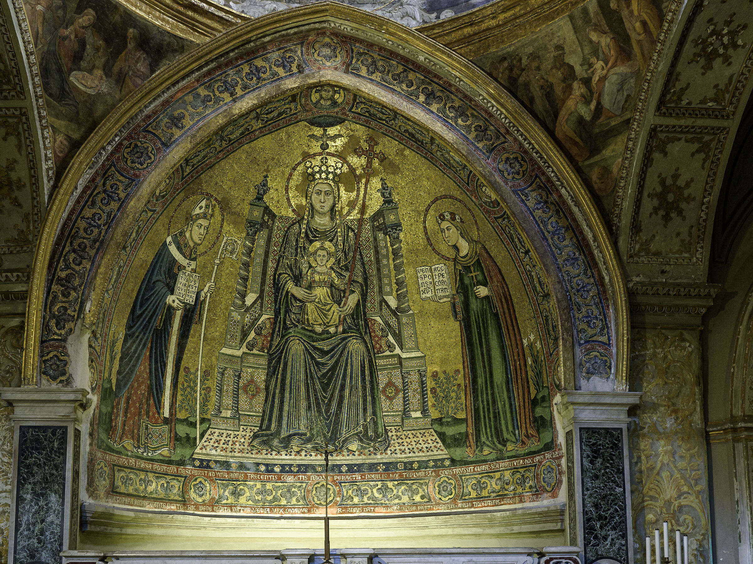 Vergine in trono Duomo Napoli