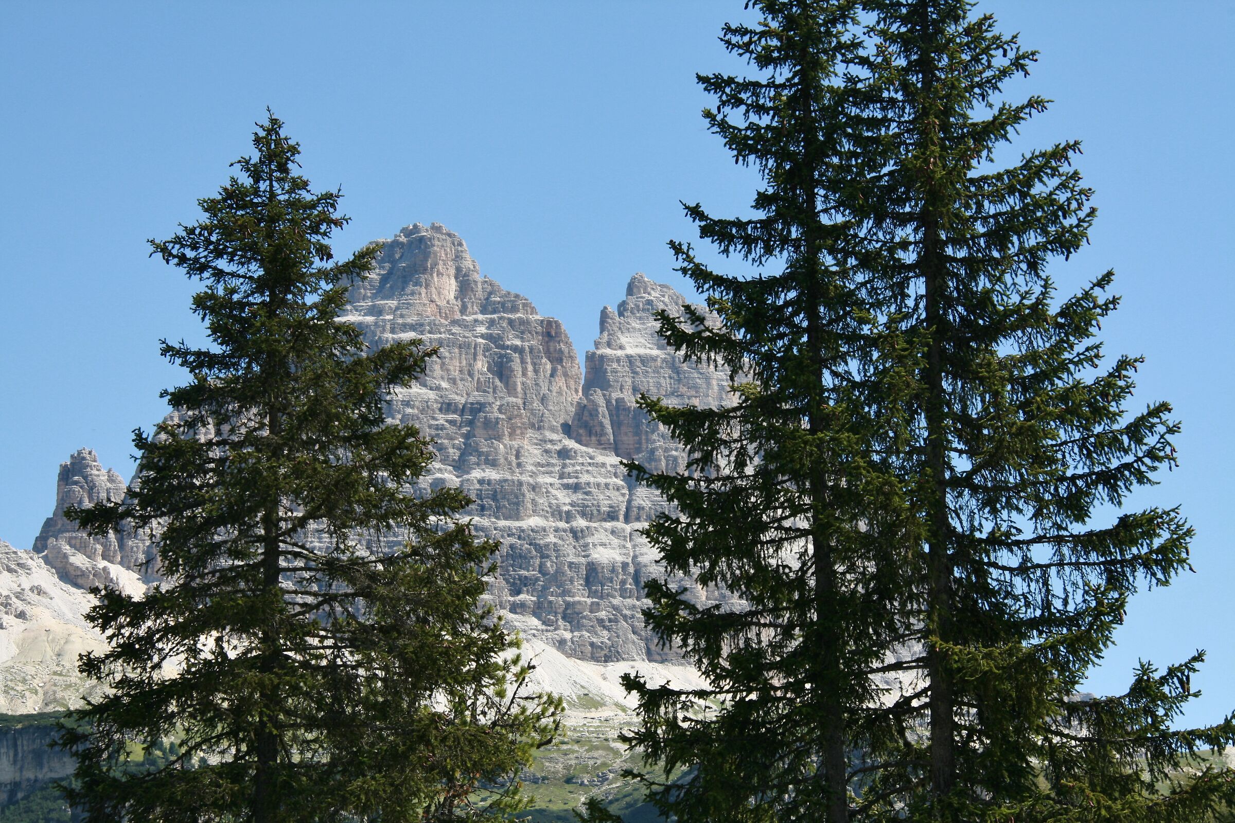 other profile of the three peaks of Lavaredo