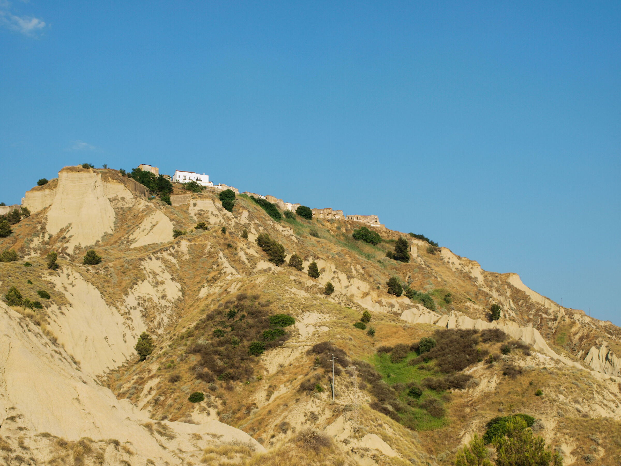 Montalbano Jonico seen from the gullies