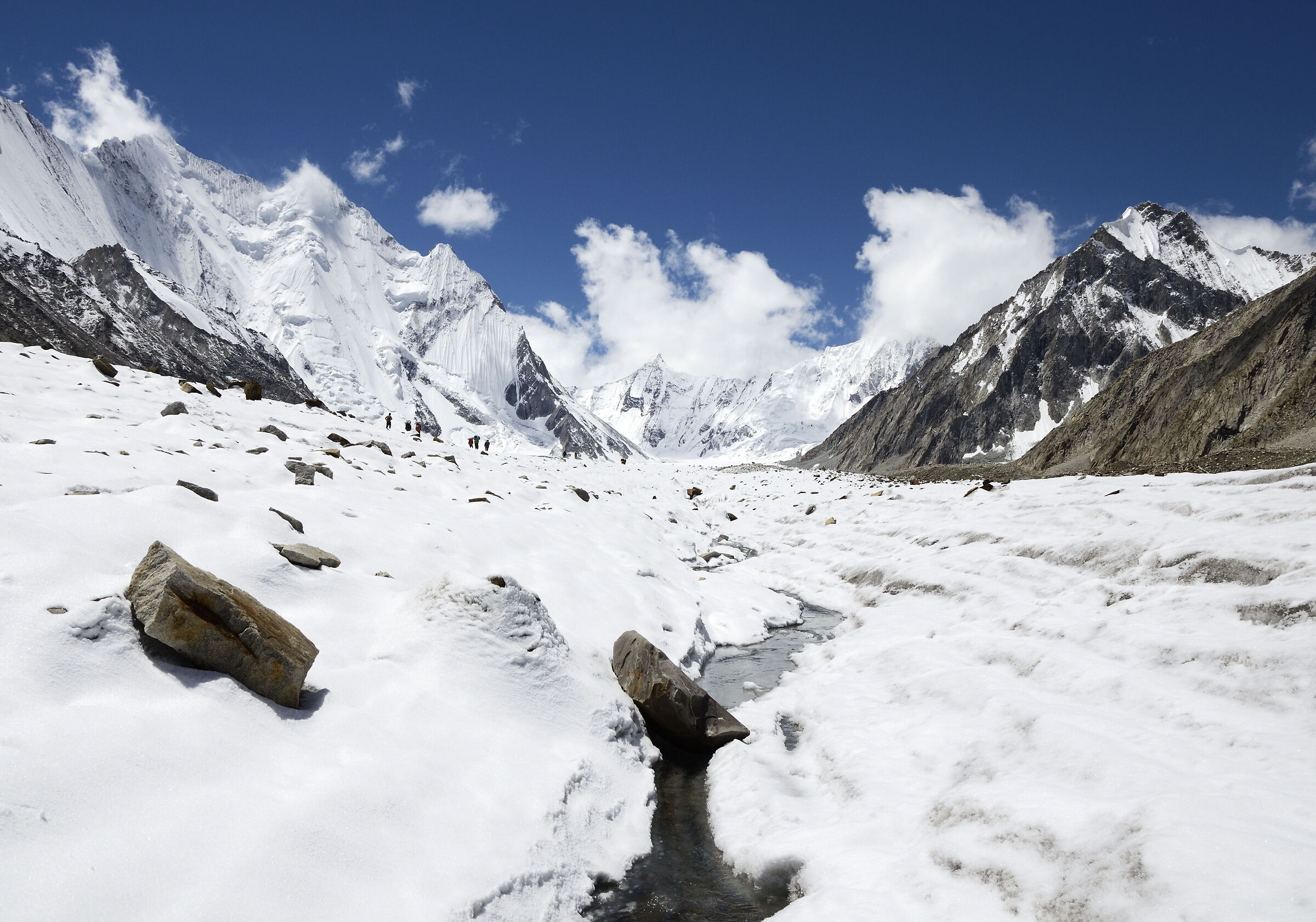 Baltoro Hotels