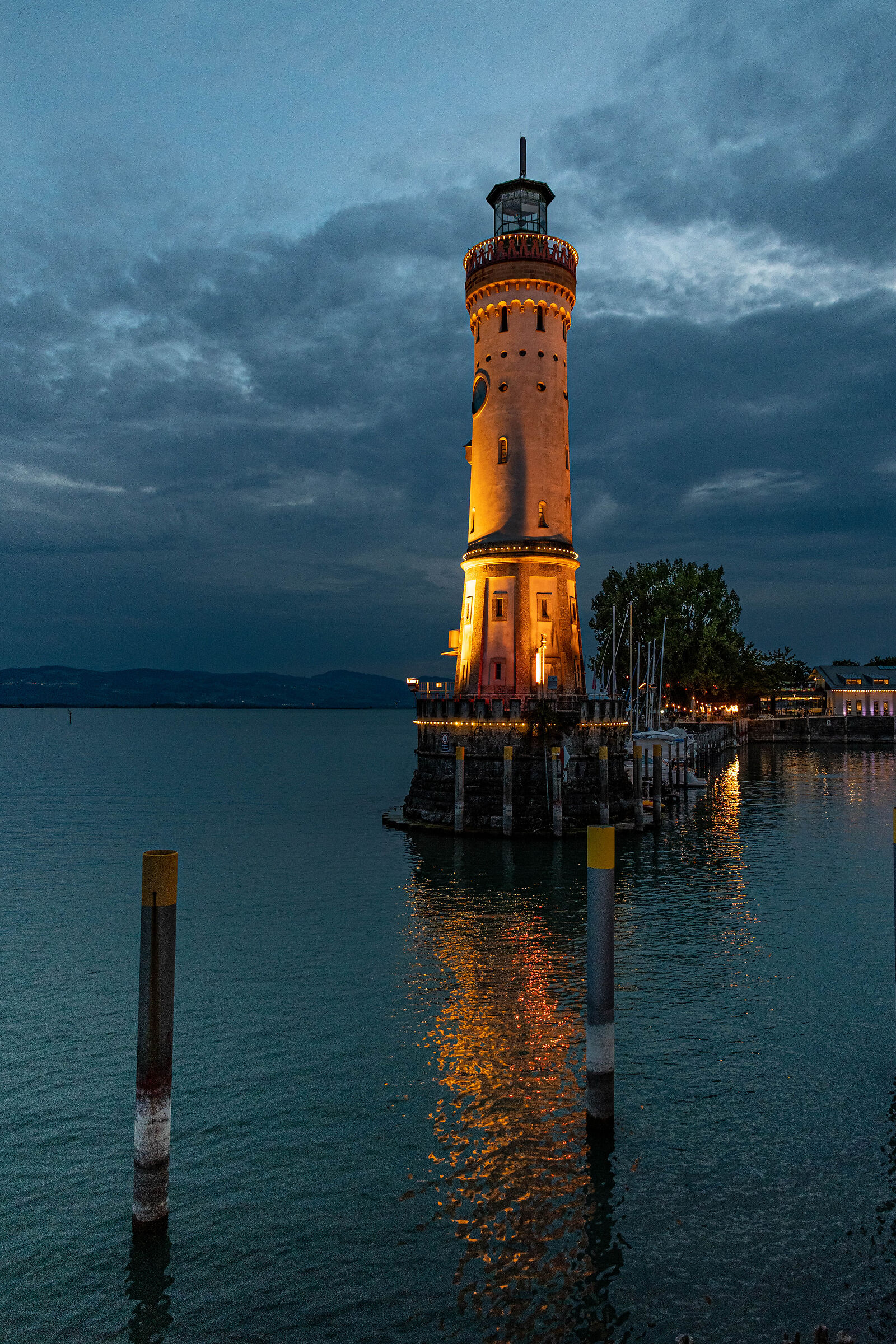 Lindau (Bavaria), the lighthouse at the blue hour