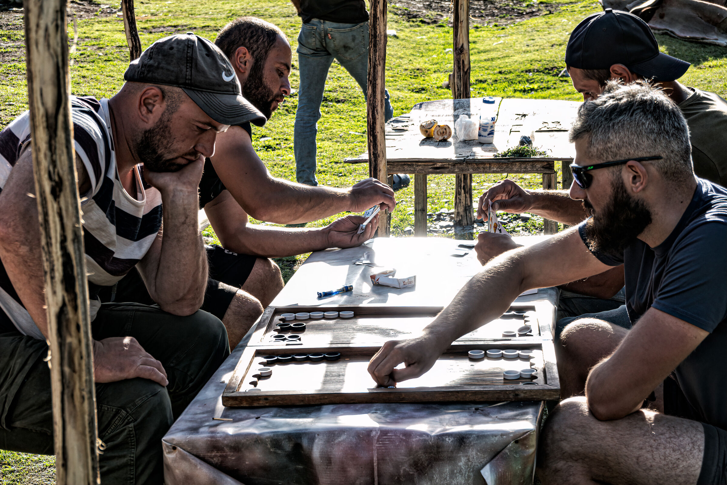 Giochi da tavolo al Campo di Kvakhidi