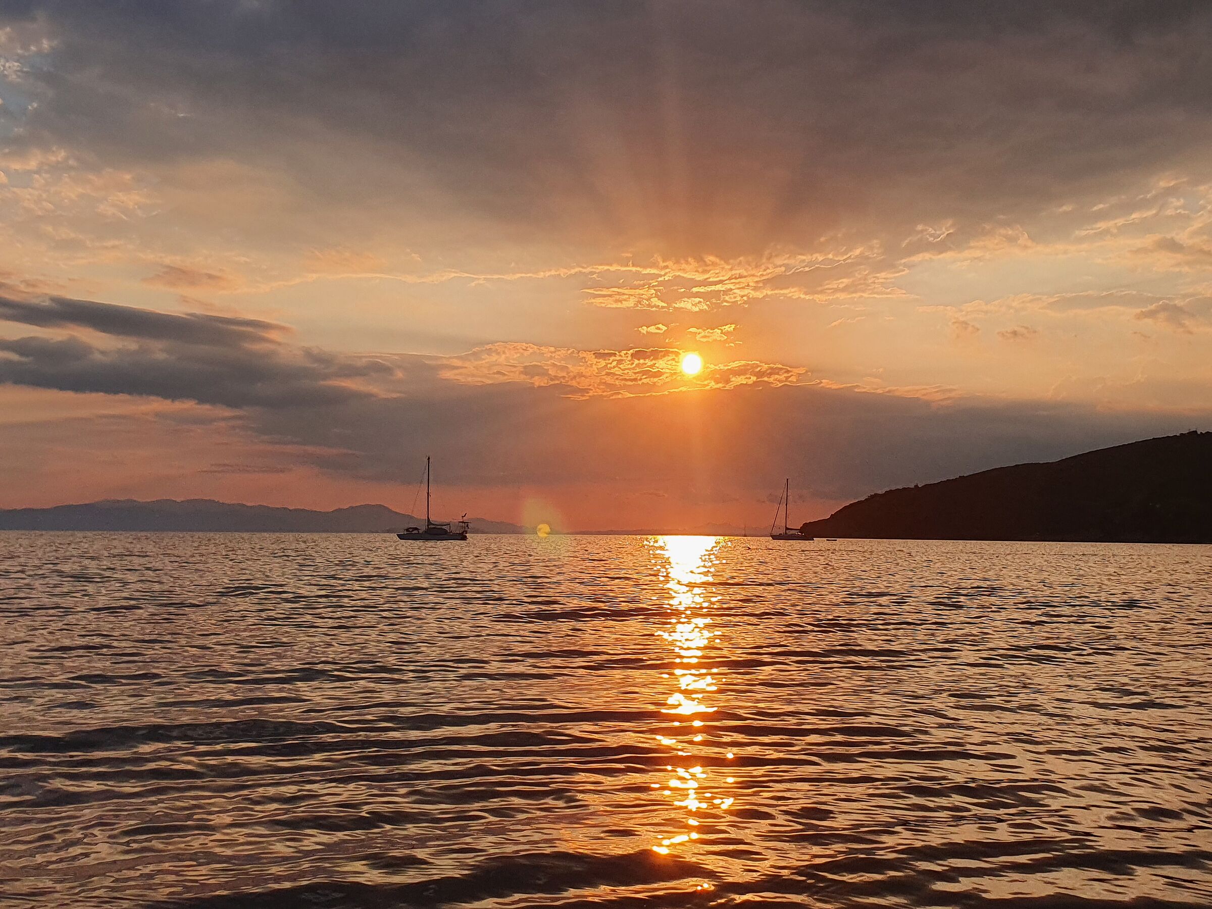 Mari Pintau at sunset