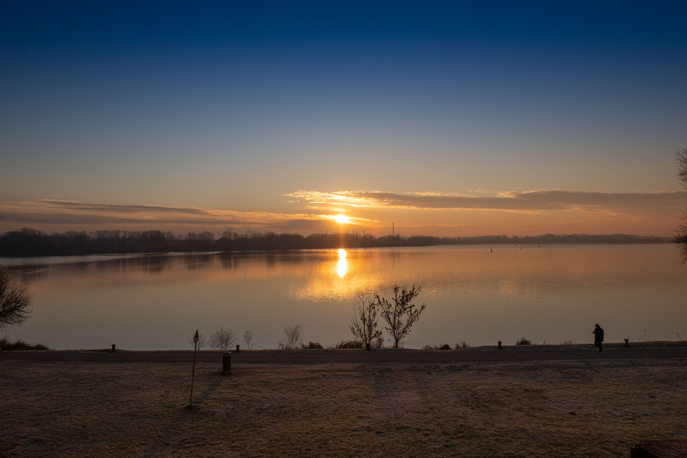 sun, water and you are in pole position