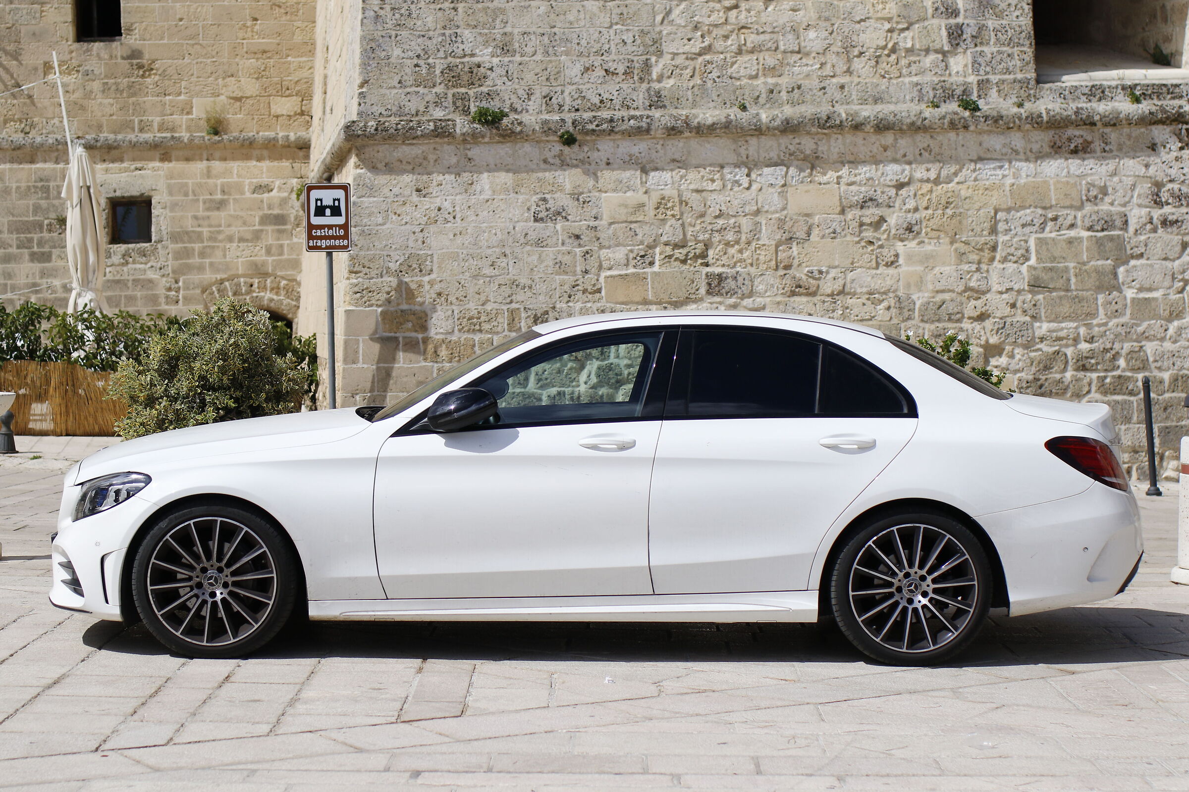 " 1/ 8.0 0 0 ", F. 4, ISO 250- Milvus 50, 1.4, 7D ...