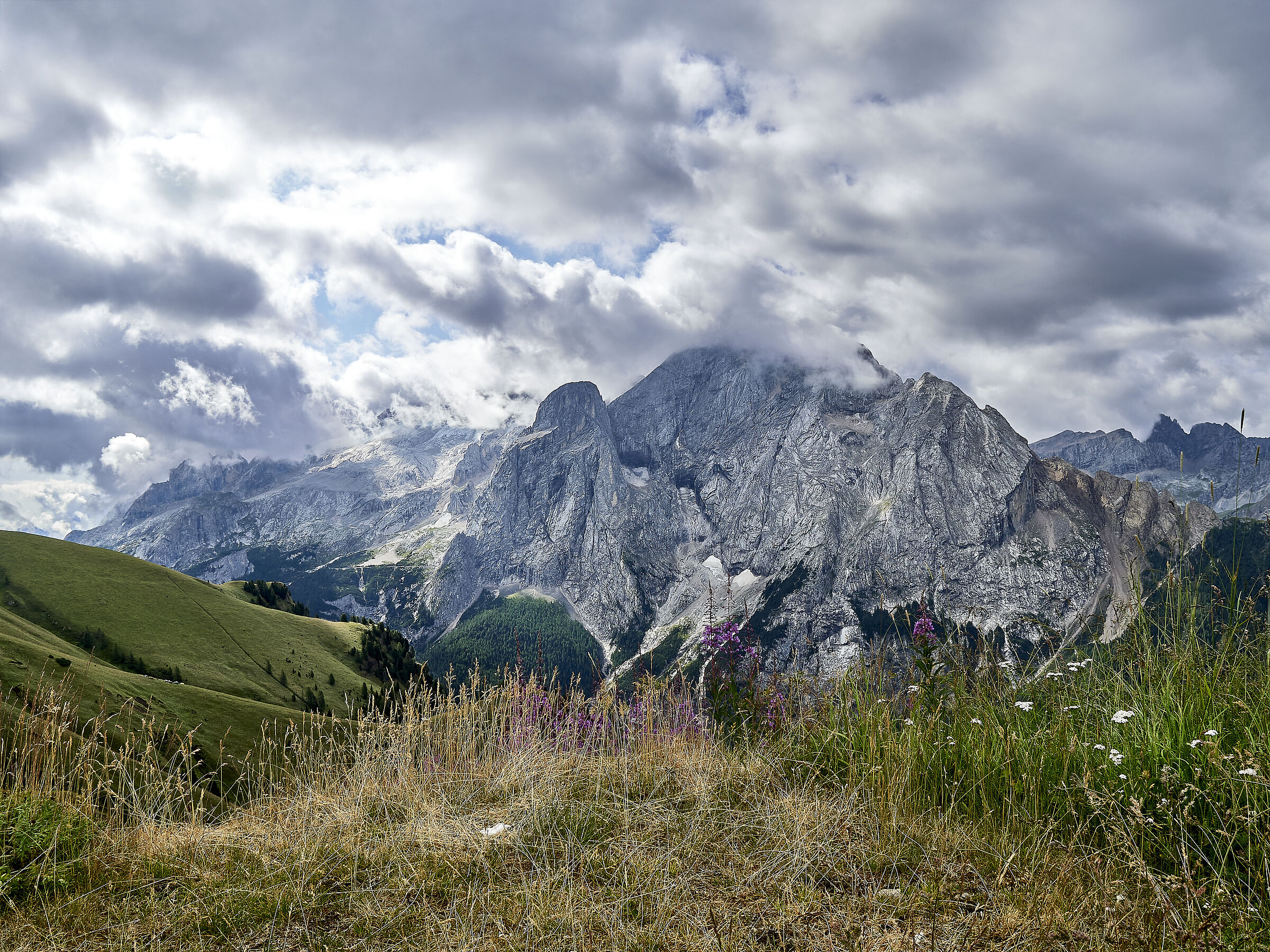 La Marmolada dal sentiero Viel del Pan