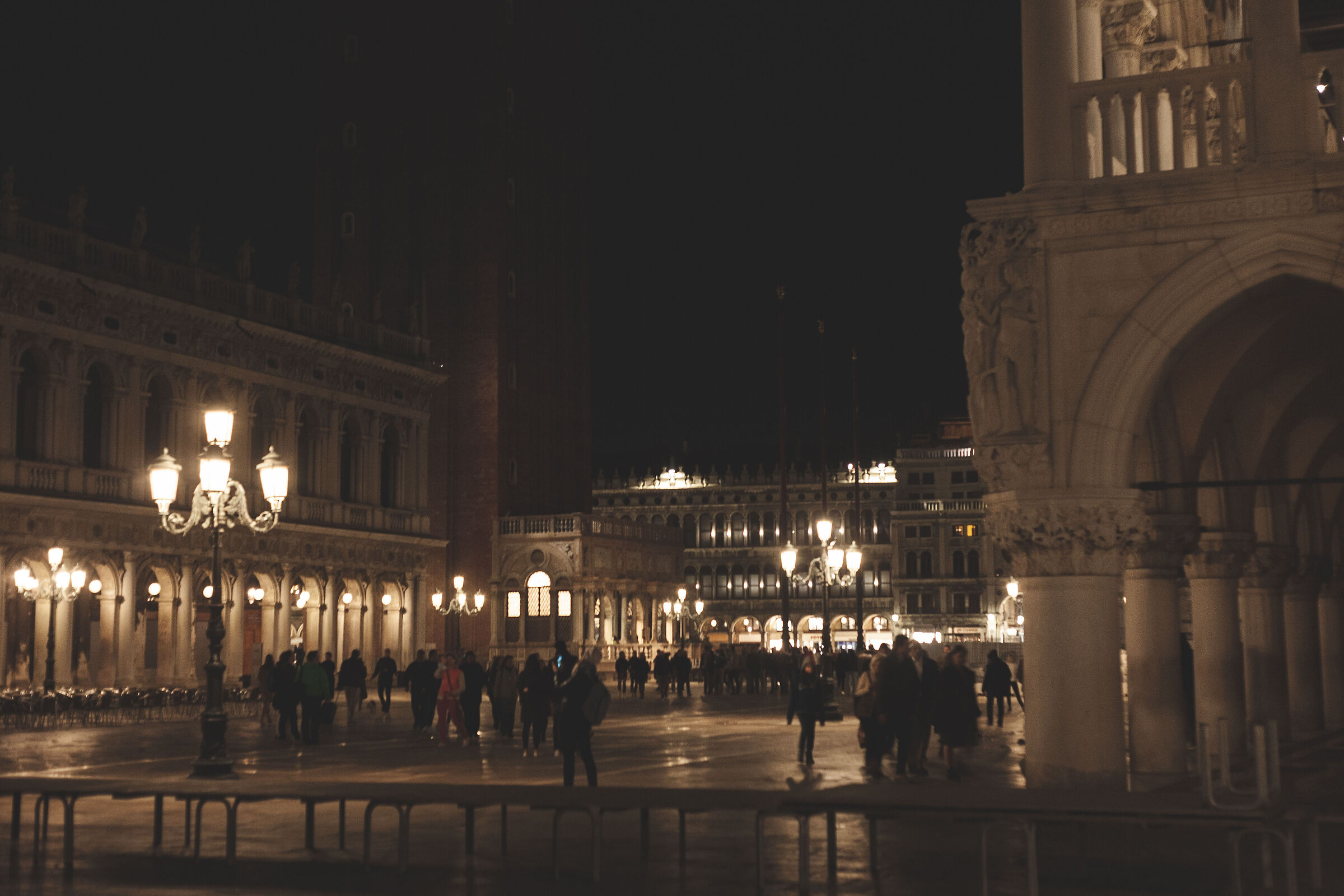 Venezia by night