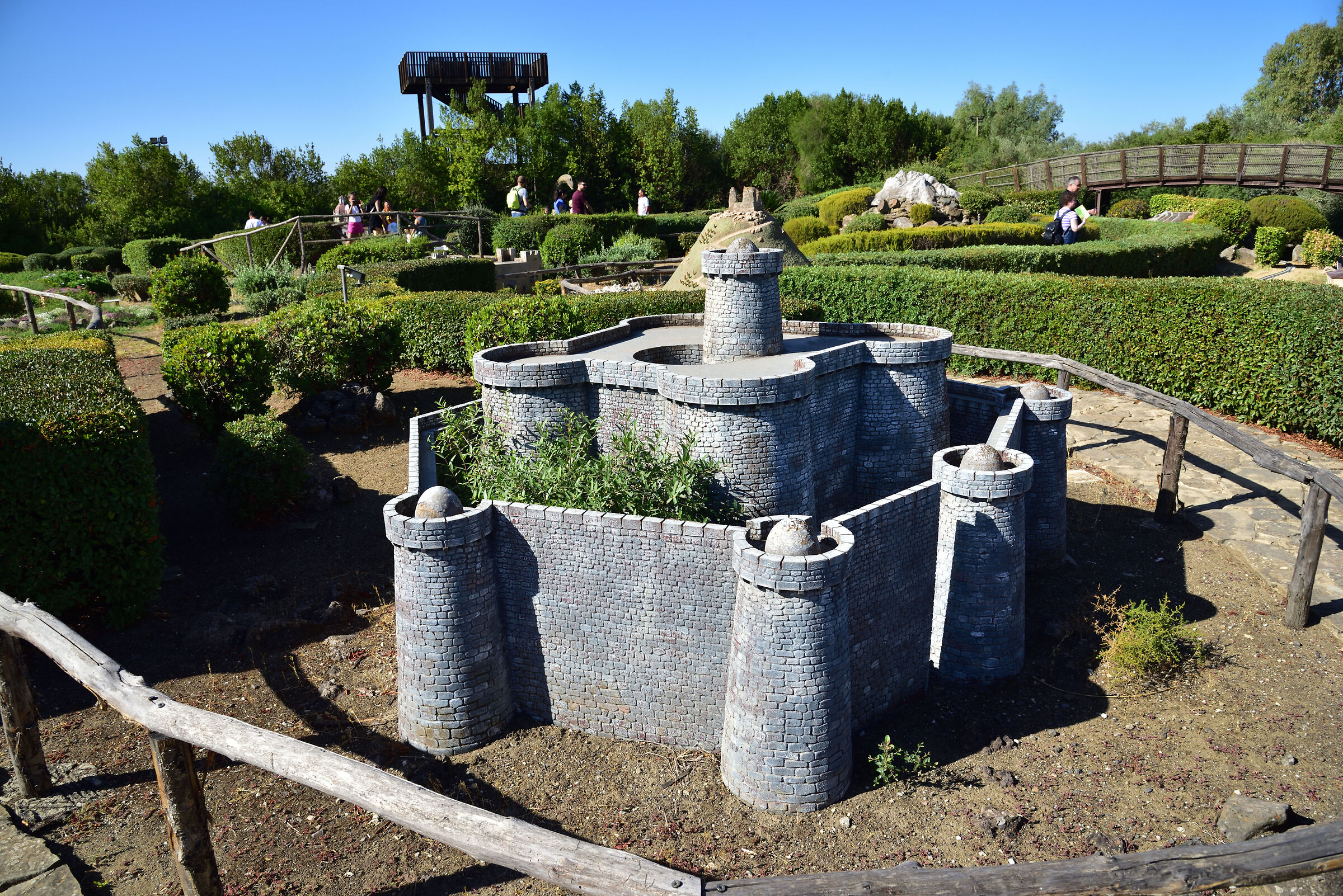 ricostruzione del nuraghe "su nuraxi"
