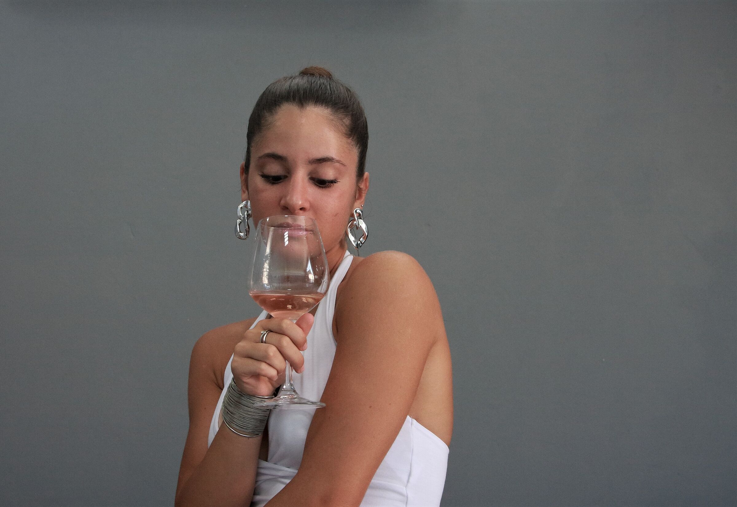 Lucrezia and the wine