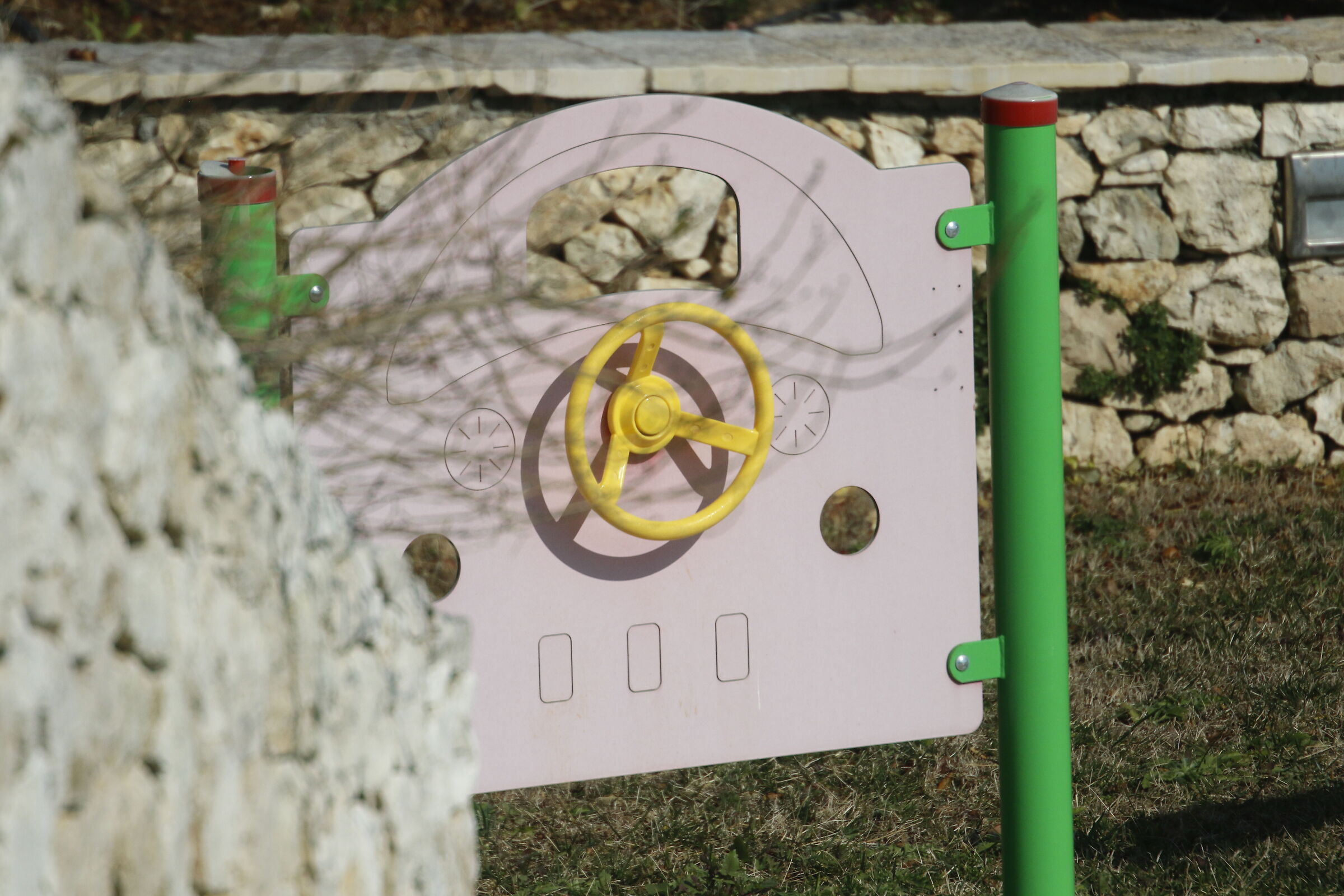 @ 300= Crop 480- 1/ 8.0 0 0 , F. 5.6, ISO 500- DO, 7dii