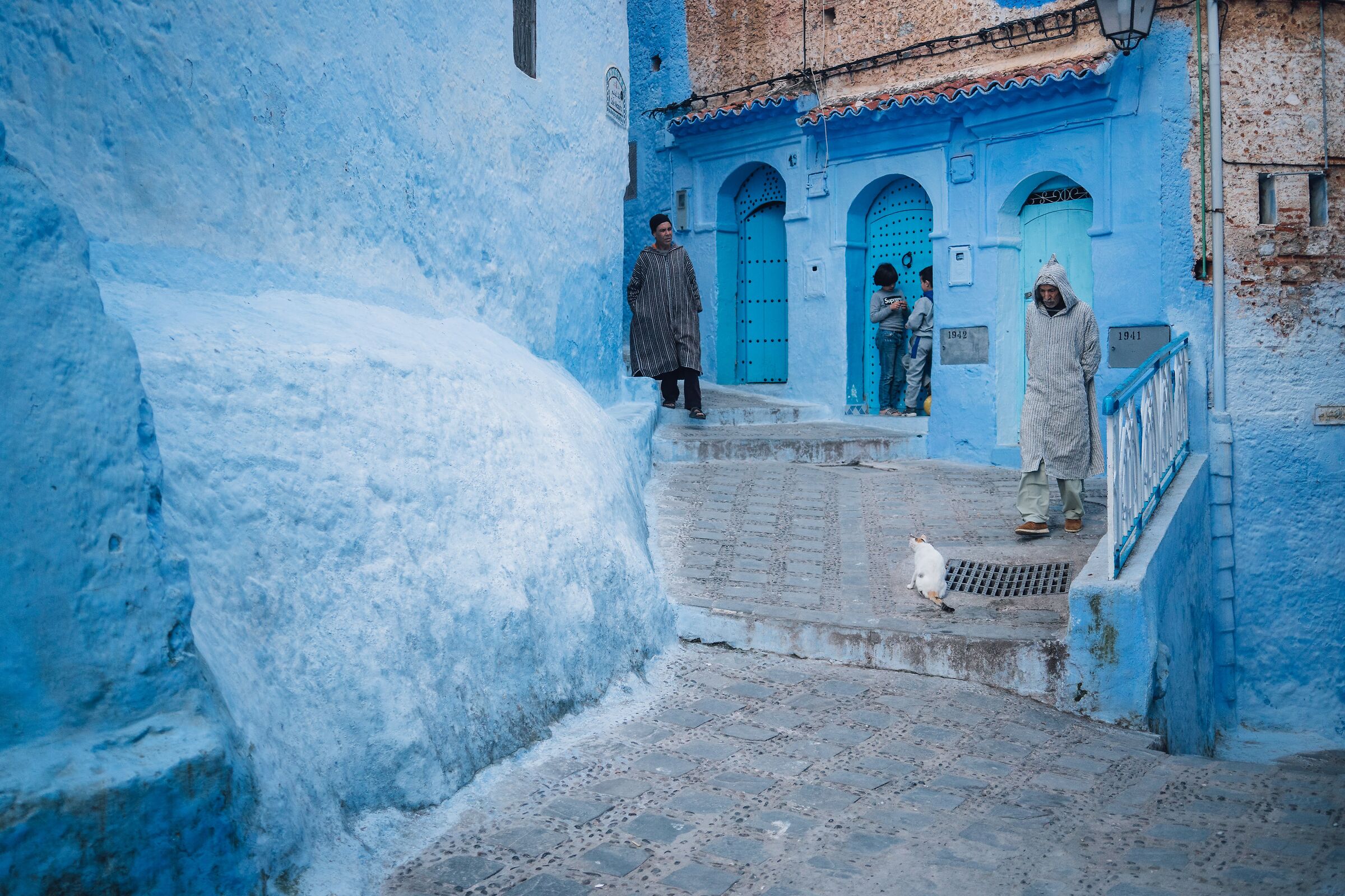 Ognuno per la sua strada