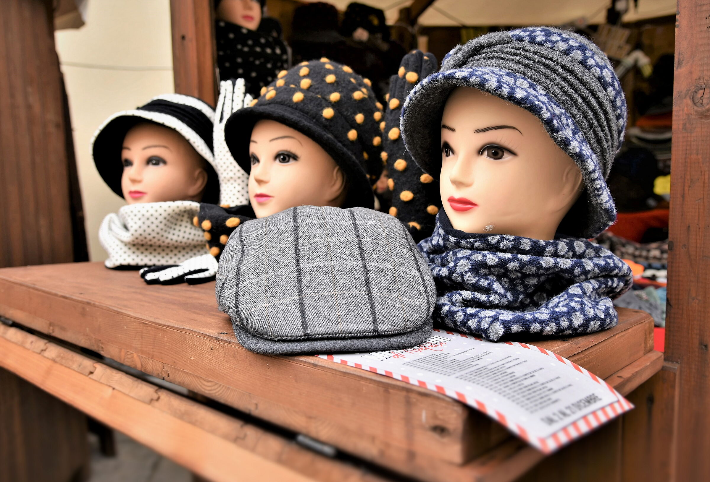 Di cappellini ne abbiamo...