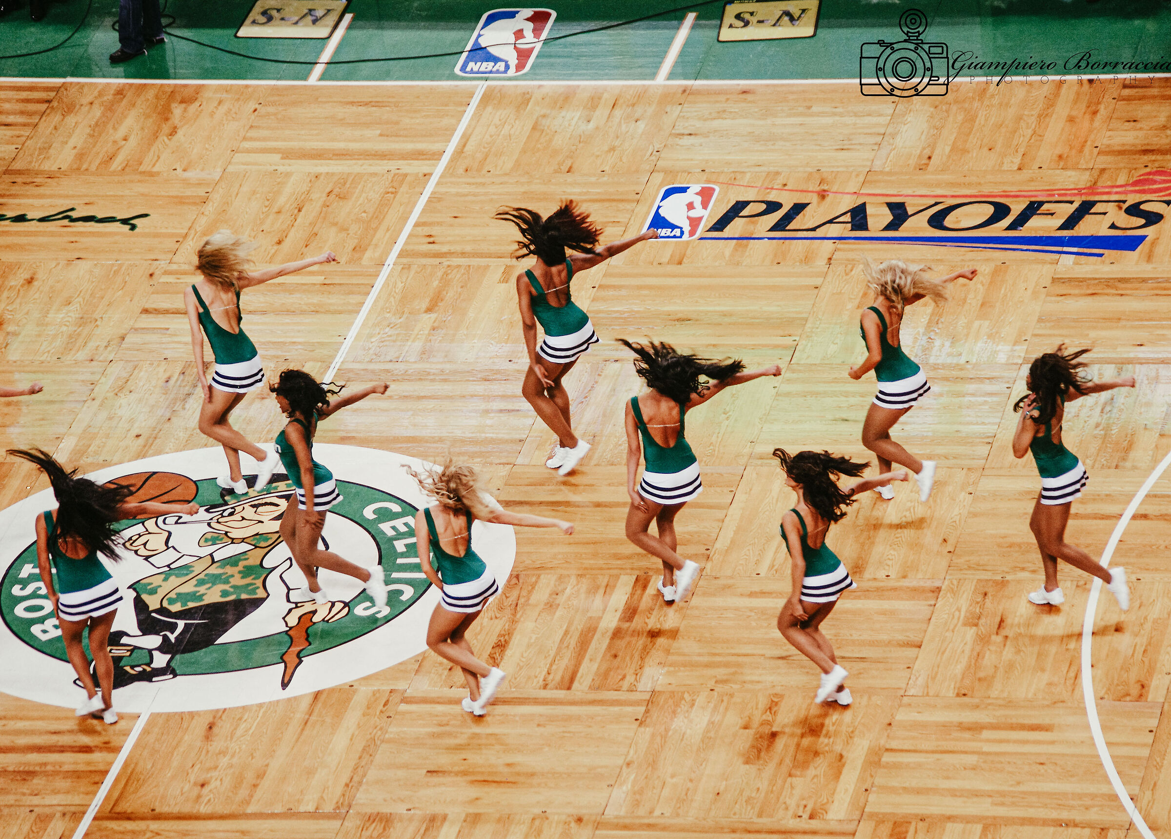 Cheerleaders 3