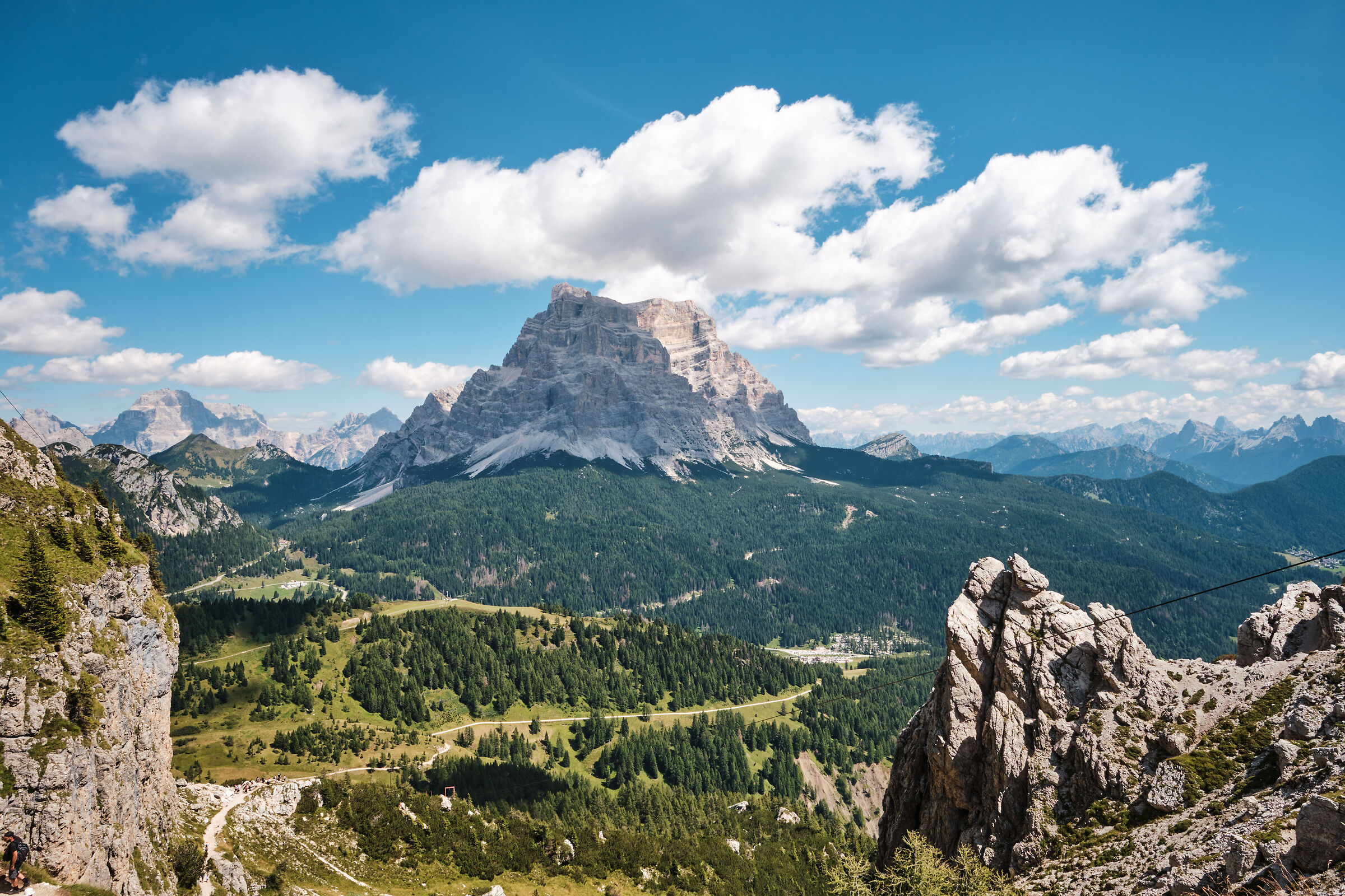 Vista Monte Pelmo dal Rifugio Coldai