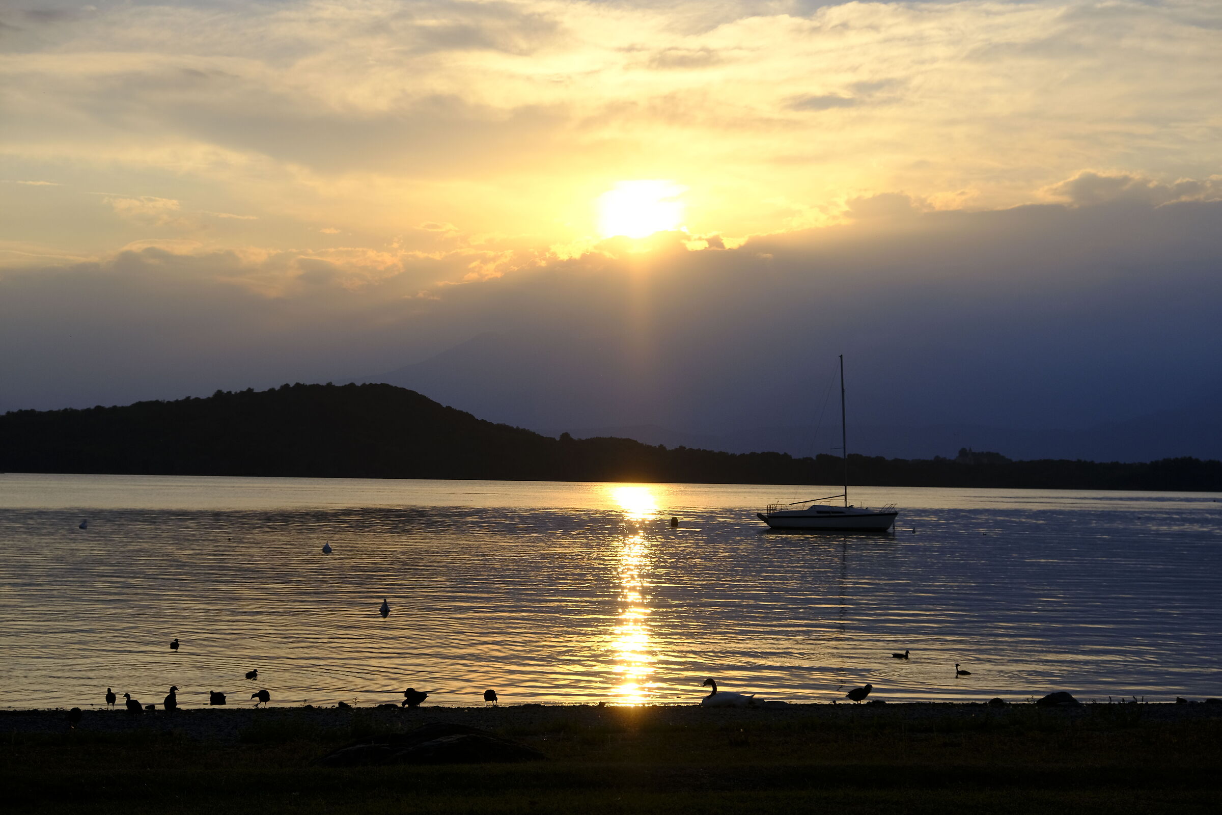 Sunset on the lake (2)