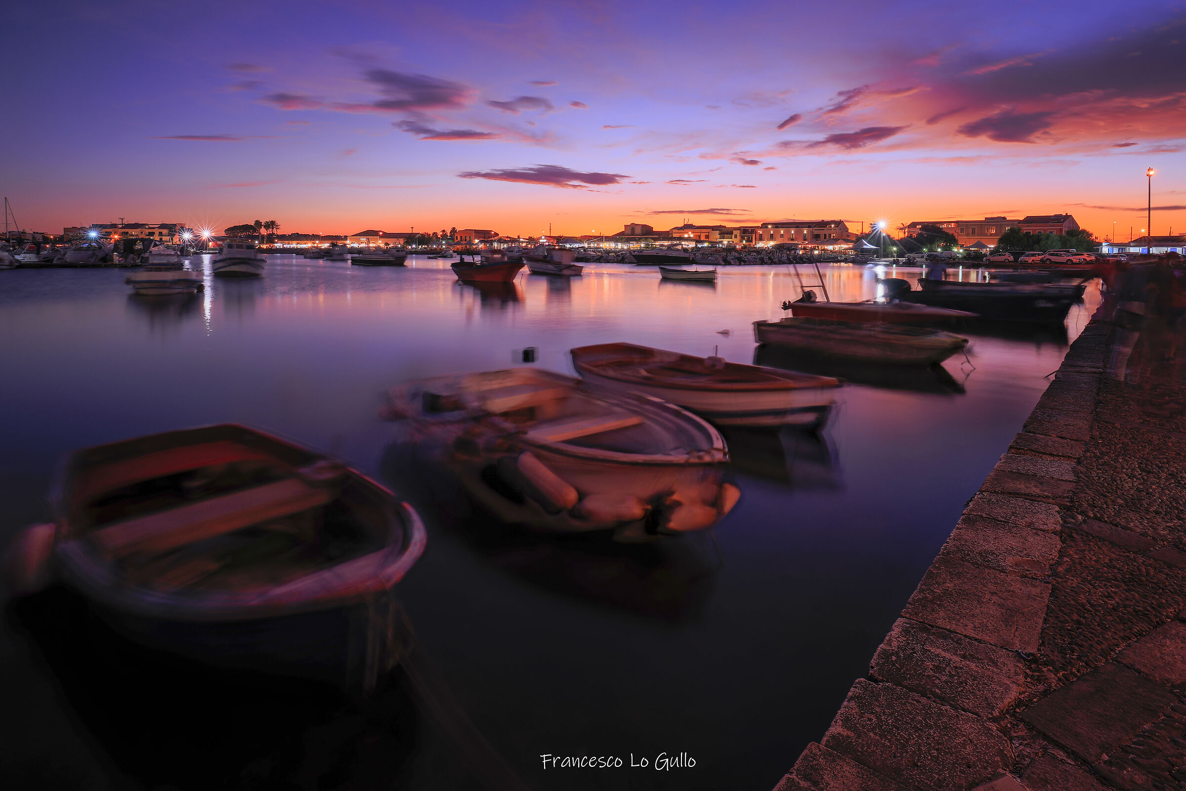 Porticciolo al tramonto