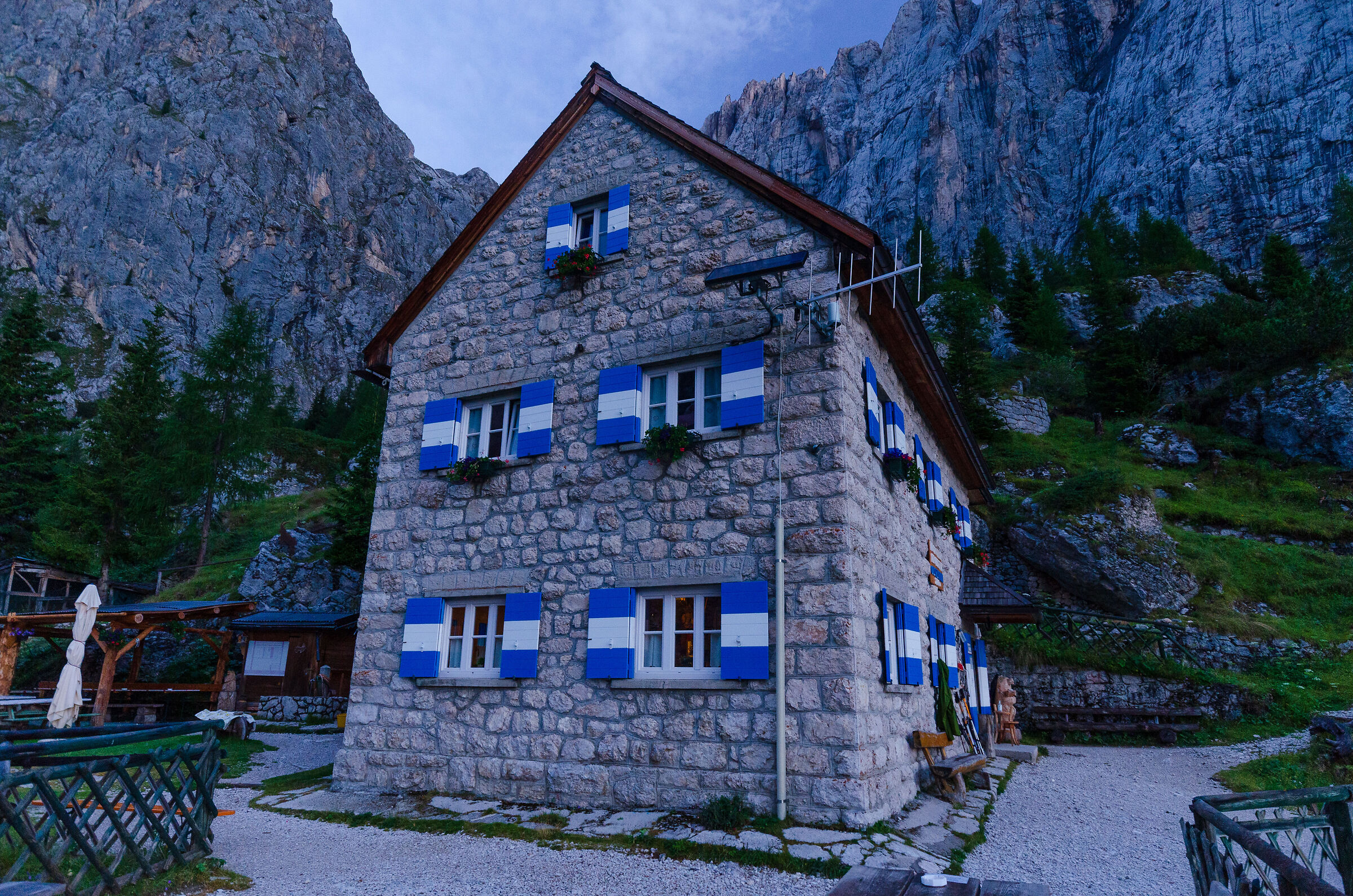 Rifugio Onorio Falier all'Ombretta
