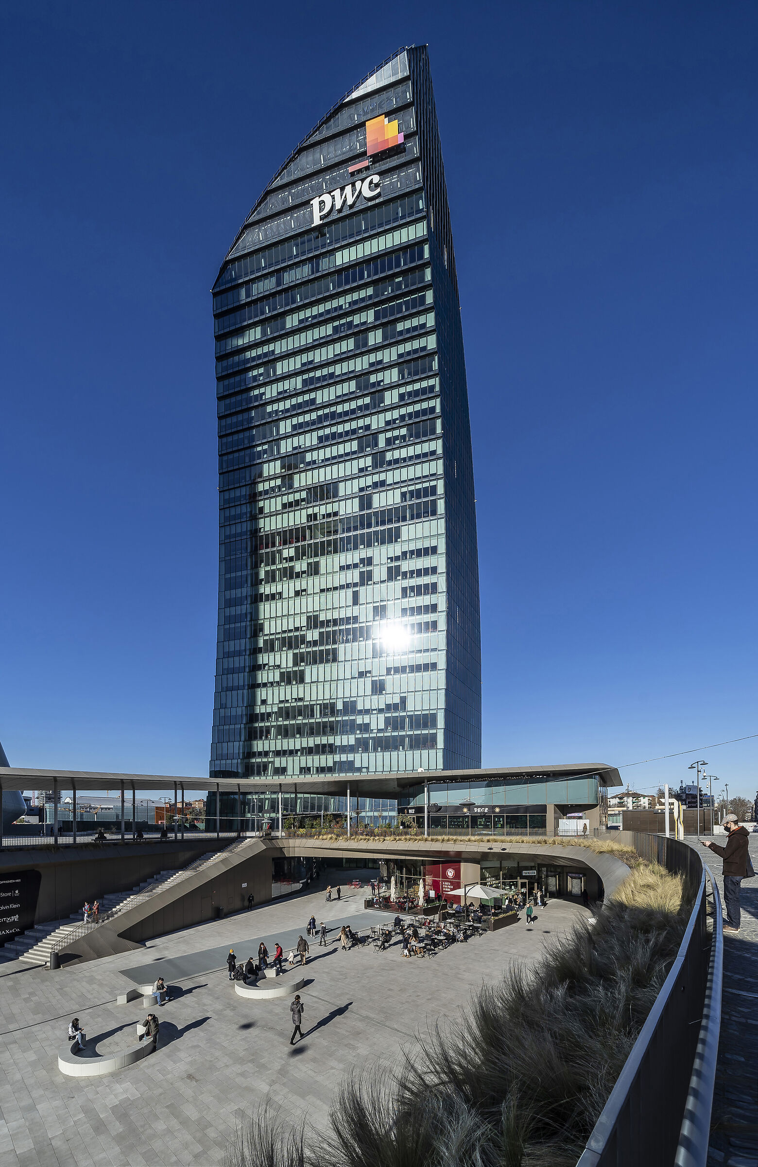CityLife - Libeskind Tower called "the Curved" - 2