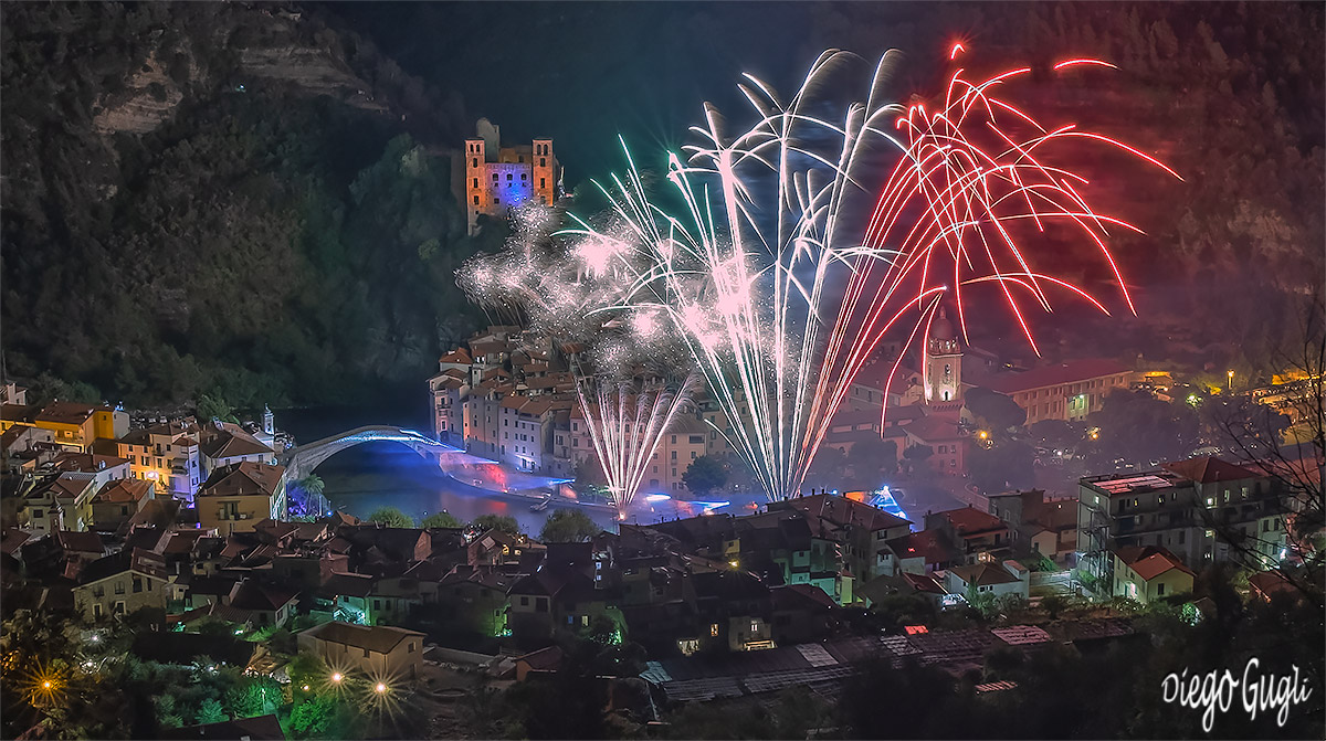 fireworks show Dolceacqua 2022