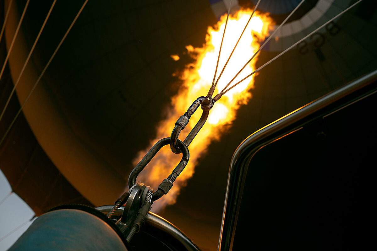 Air heating inside the hot air balloon