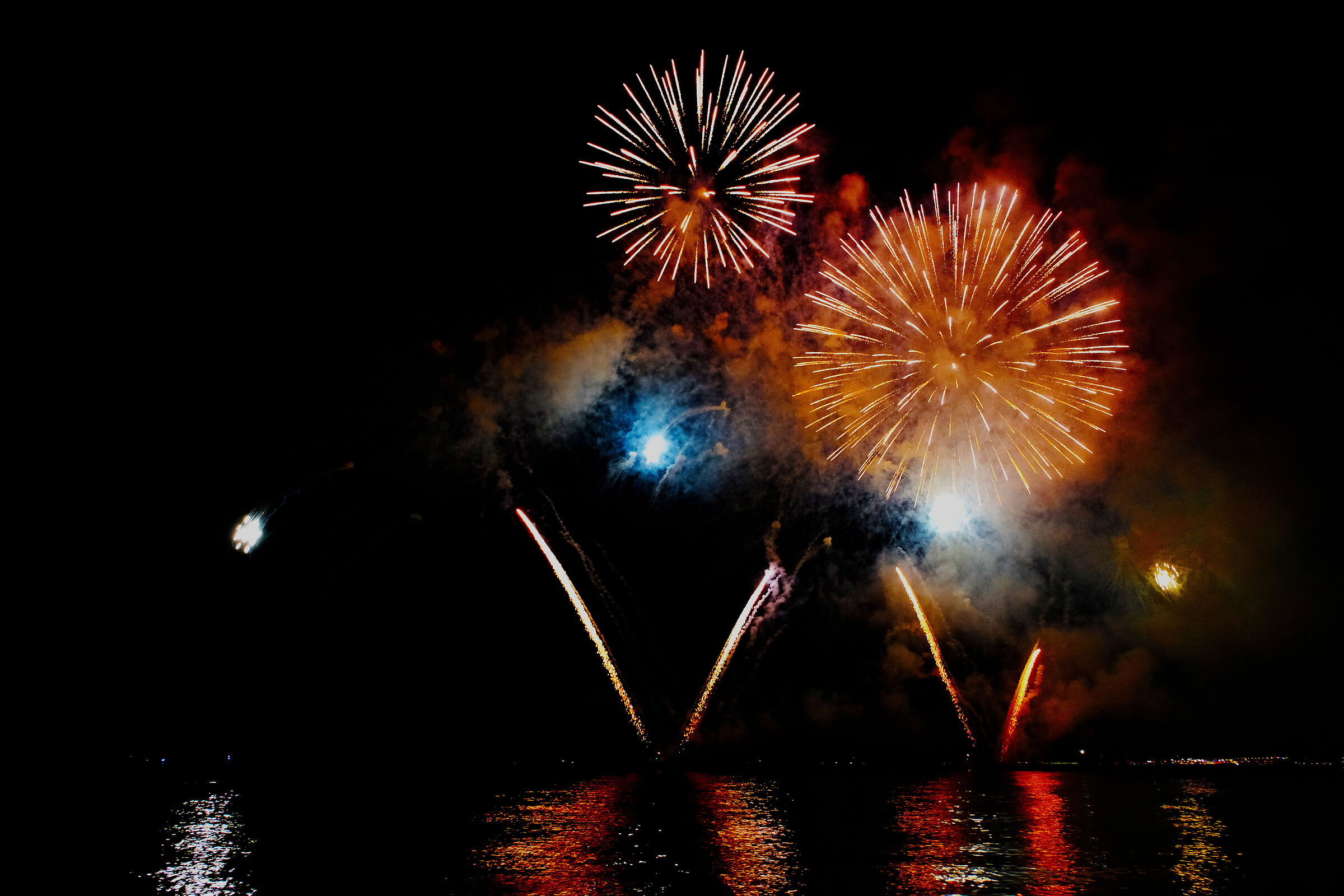 Fires at sea