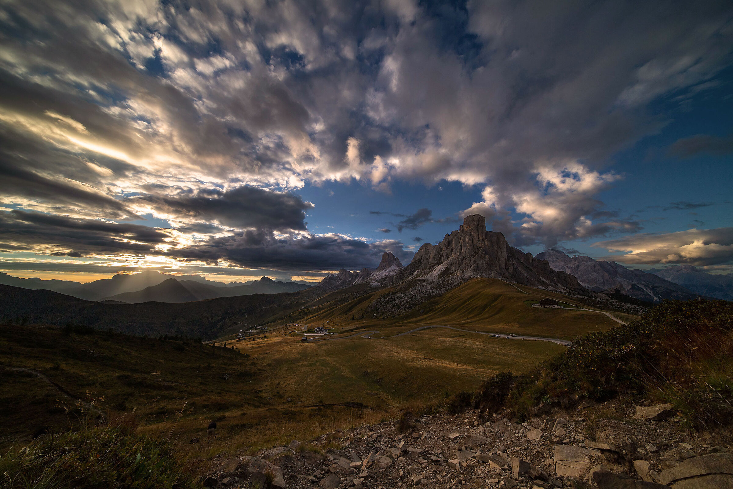 Passo Giau tramonto ultrawide