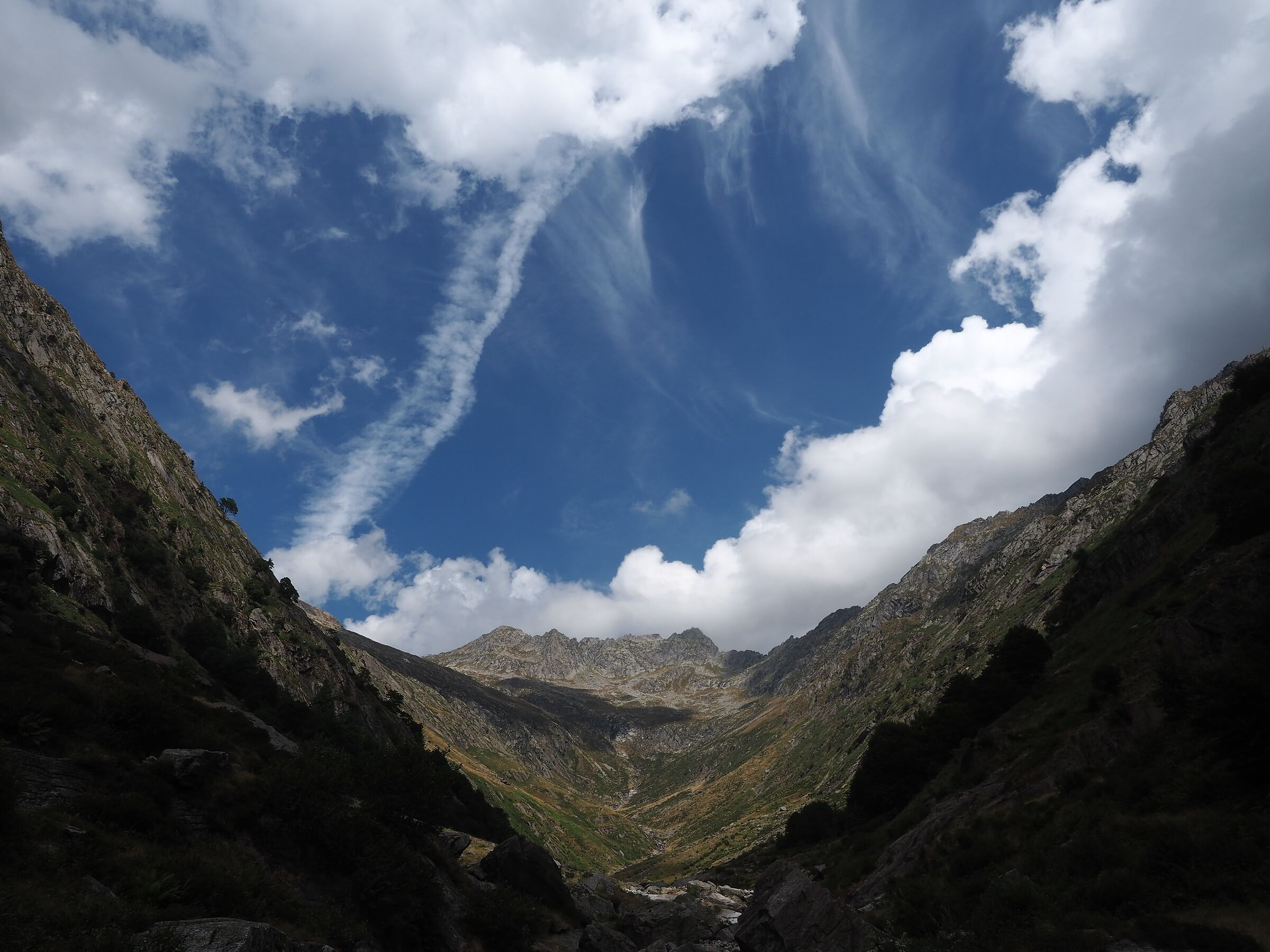 Lepontine Alps, southern mesolcina chain.