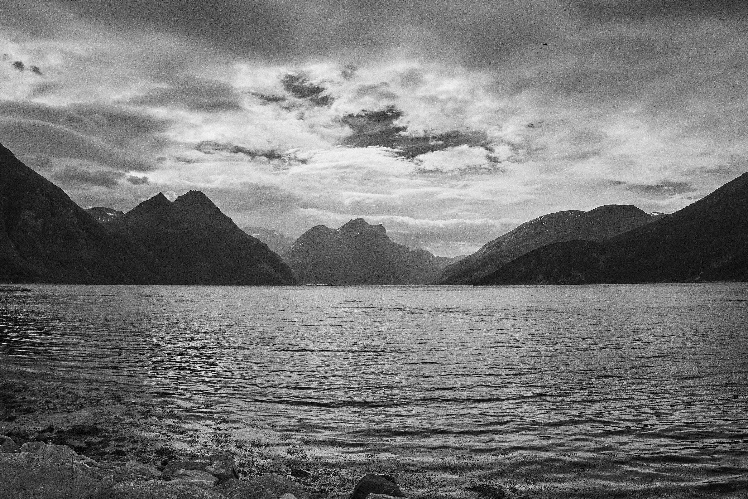 Sunnelsora fjord, Norway 2022