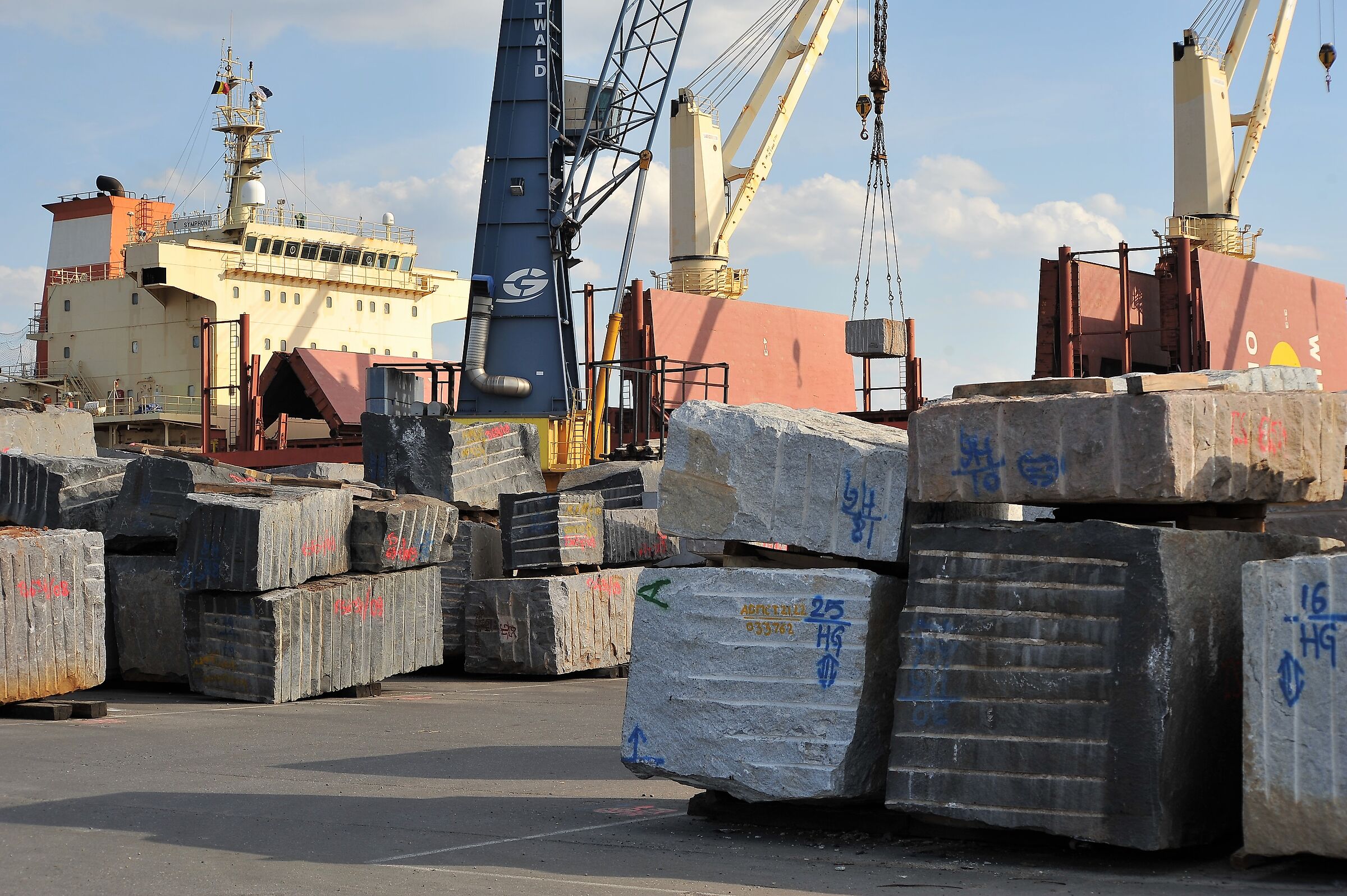 terminal di pietra anversa