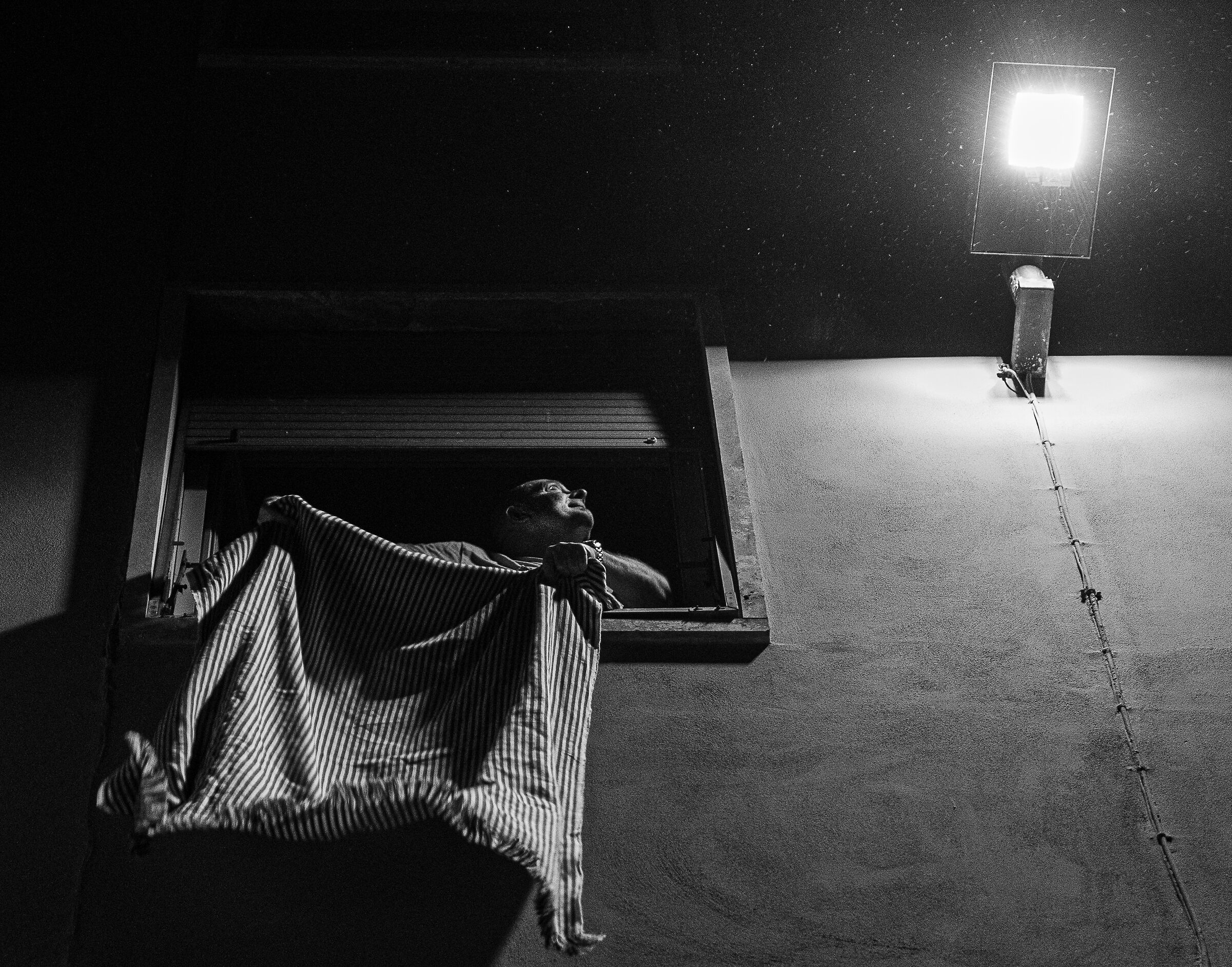 Viterbo, Santa Rosa, spegnimento luci piano B