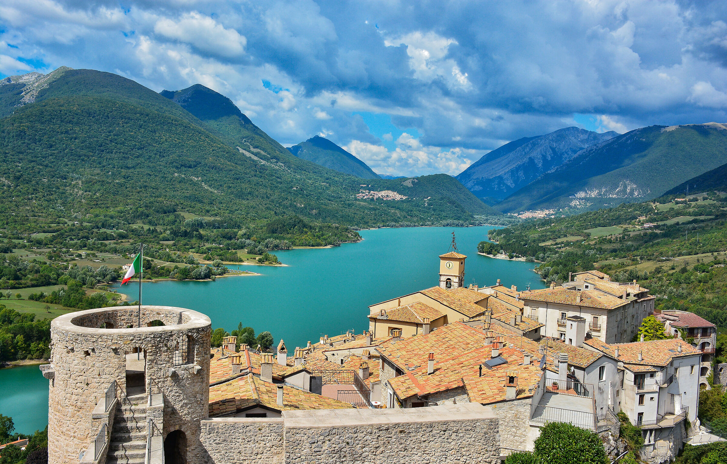 Lake Barrea (L'Aquila)