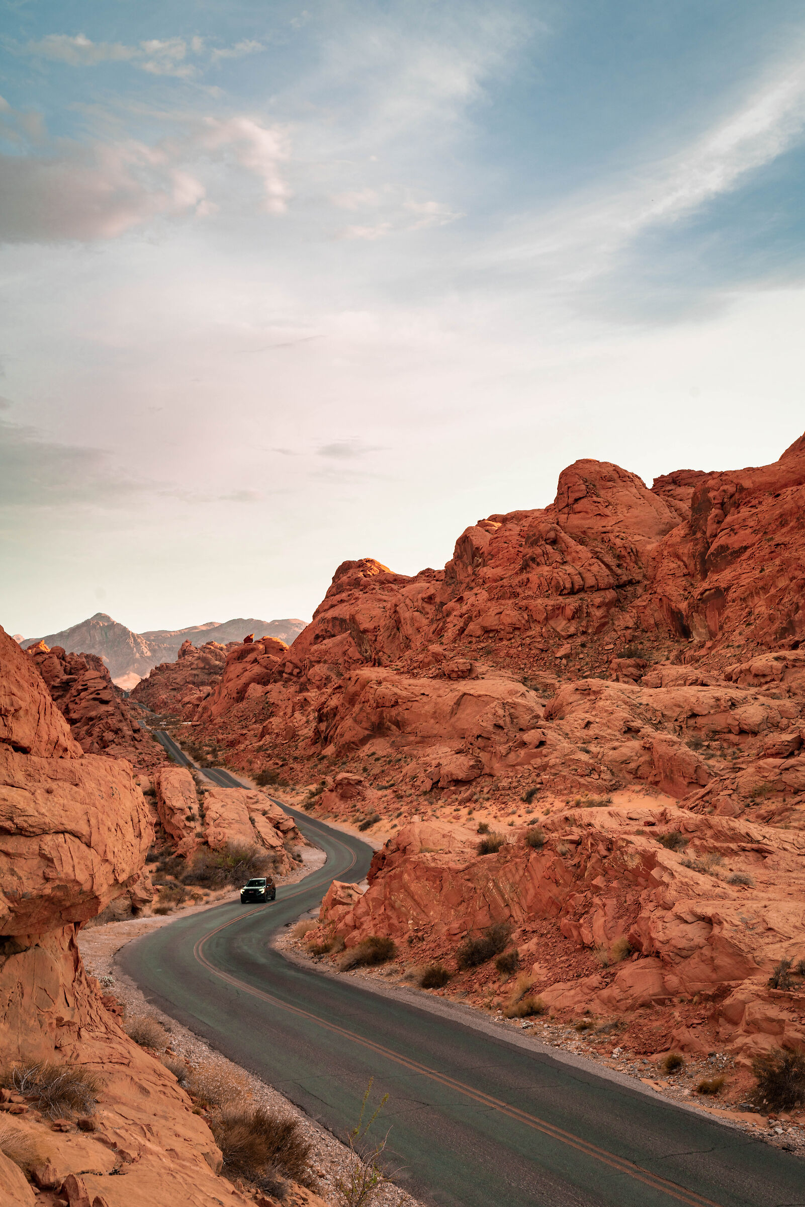 car spotting in valley of fire