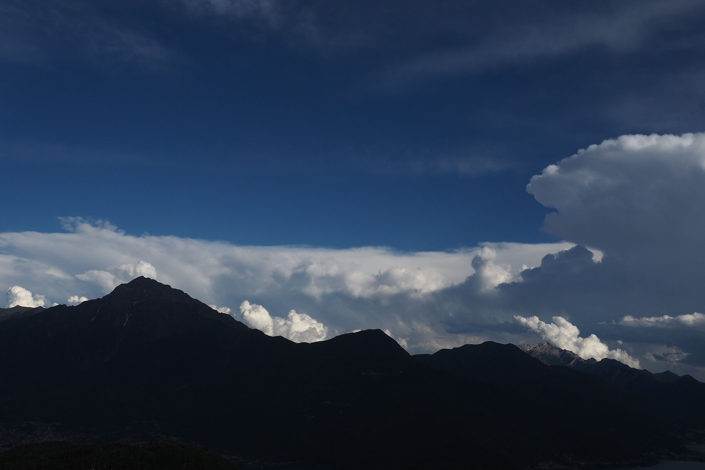 Profili del Legnone e Legnoncino , Grignone da Altolago