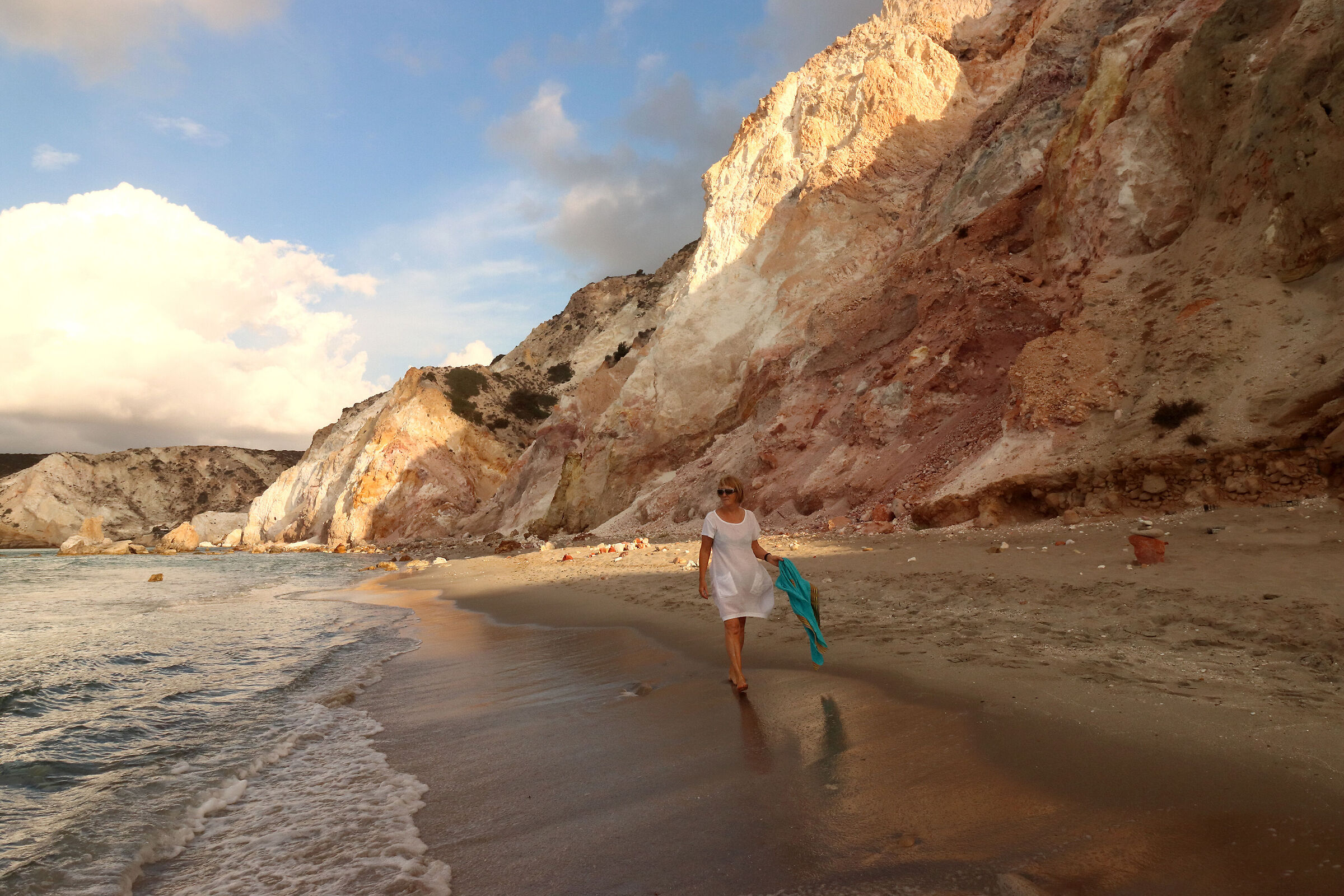 M I L O S - morning in Firiplaka