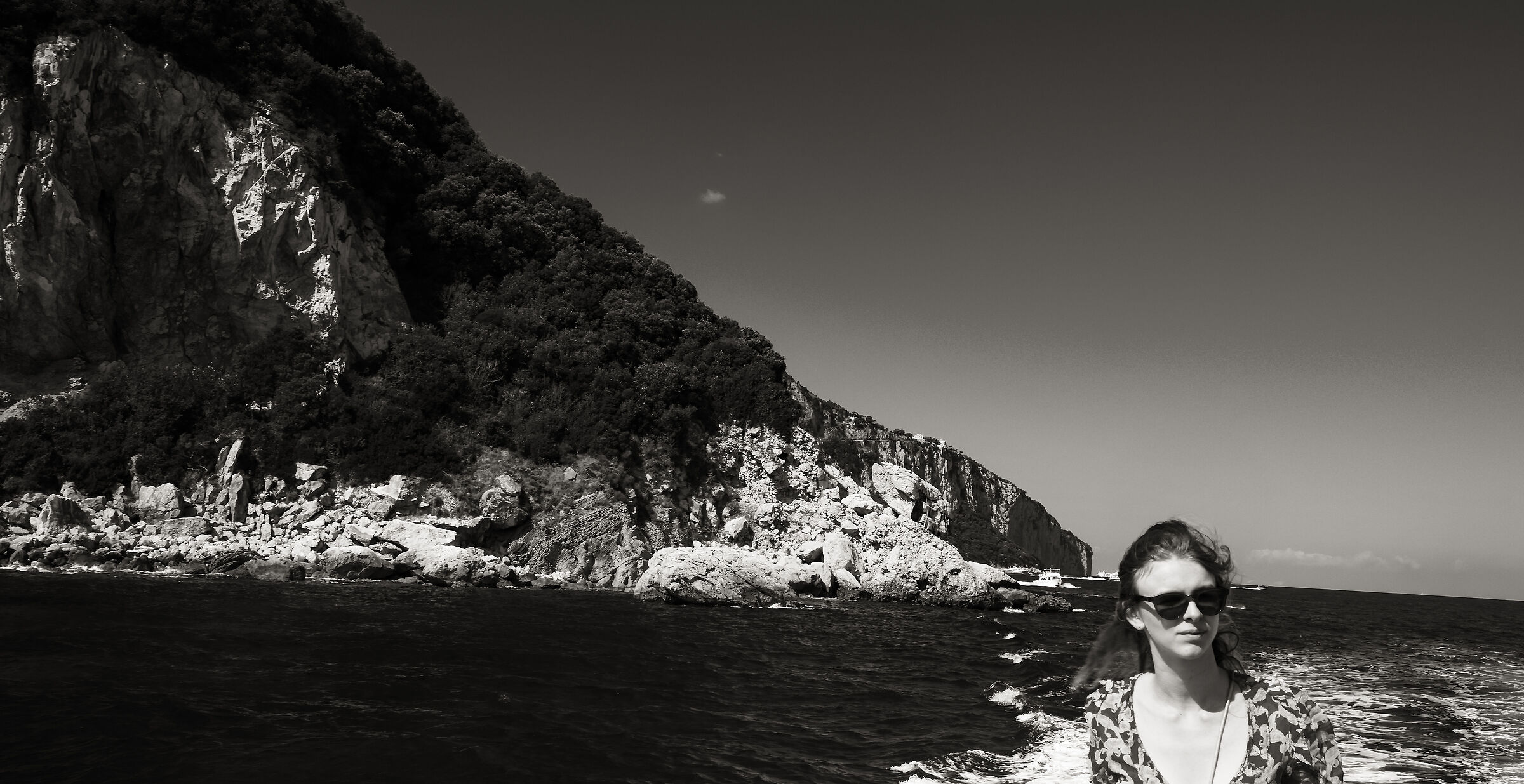 Circumnavigating Capri.....
