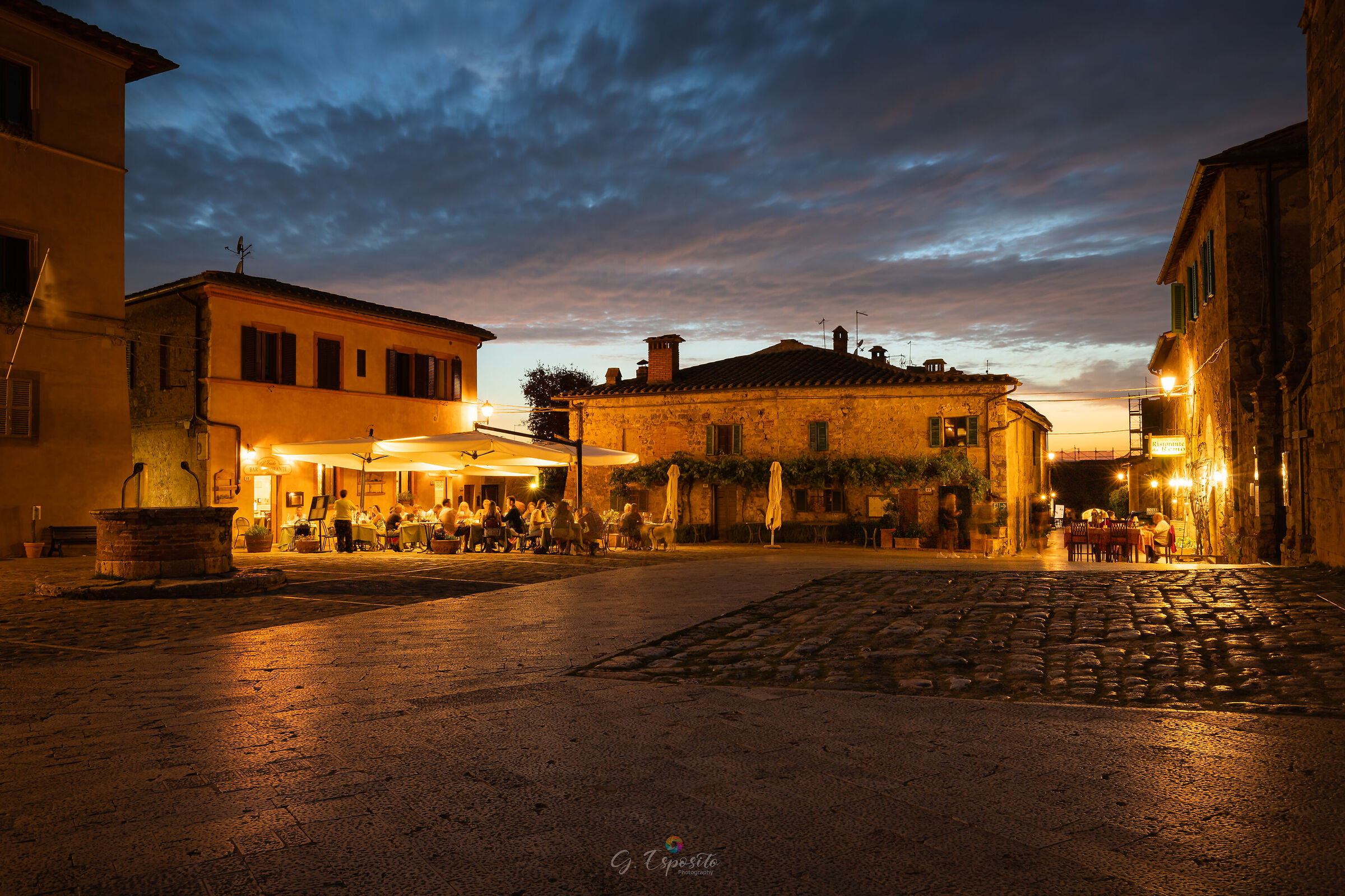 Hotels in Monteriggioni