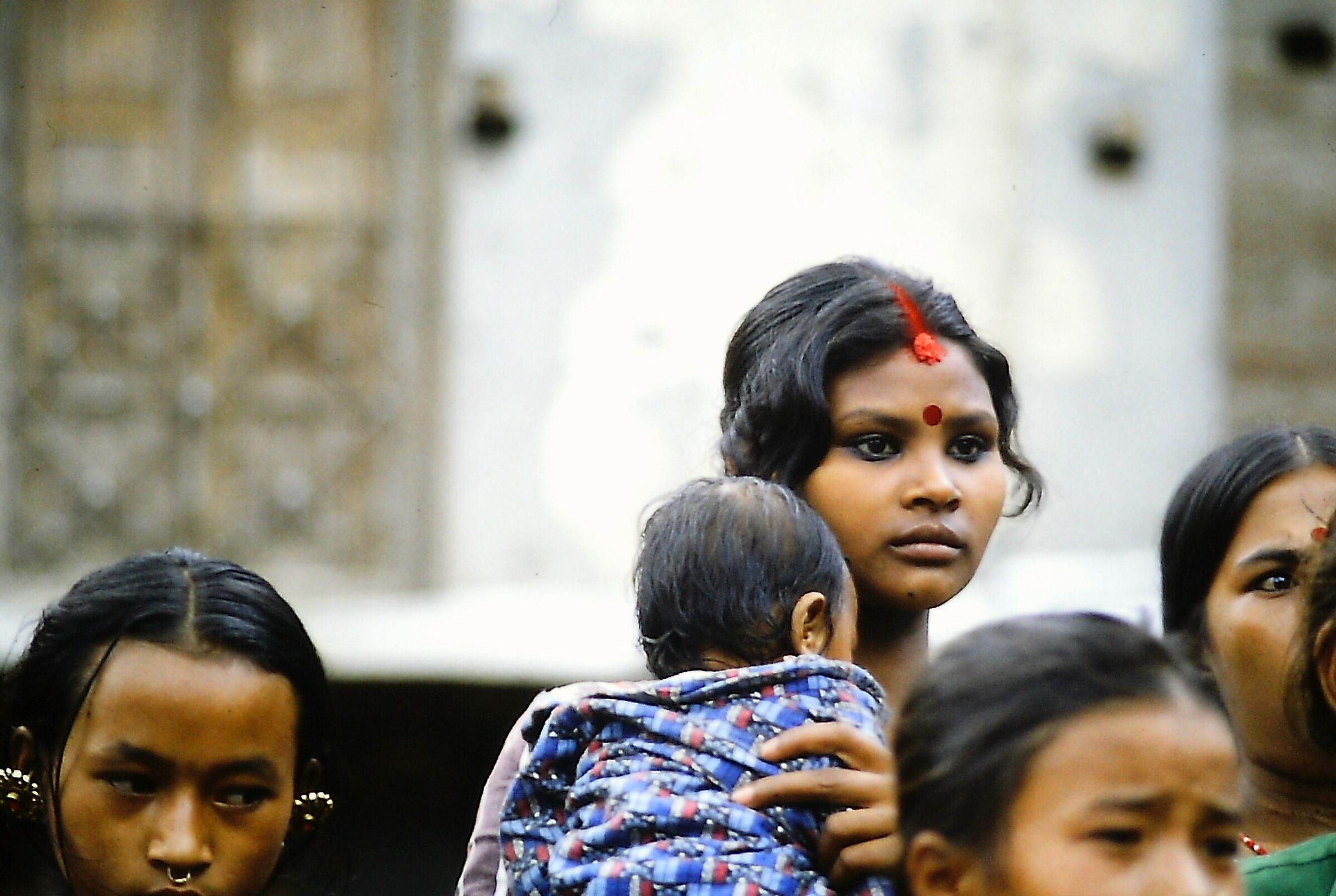 Kathmandu -Nepal - Young mother with nenato - August 198