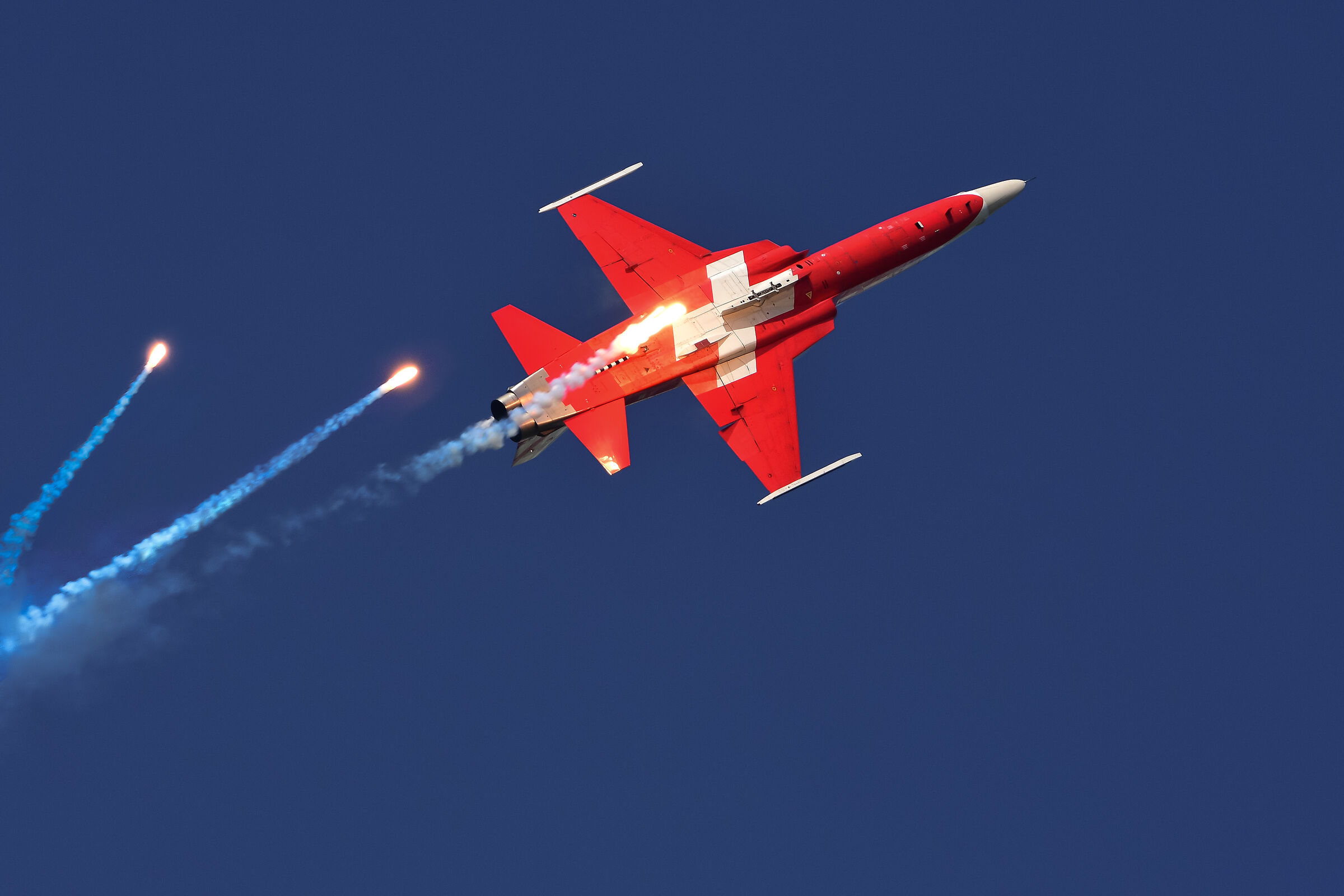 Flares by F5 Tiger
