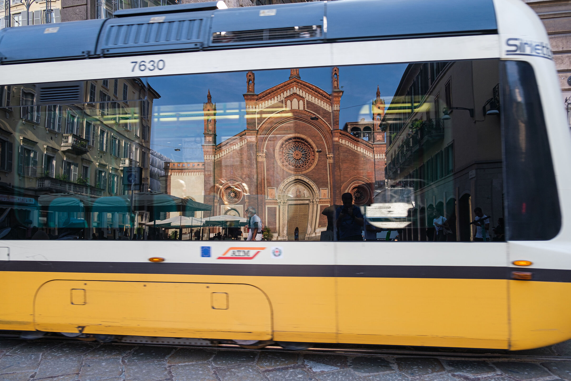 Riflessi - Brera Milan