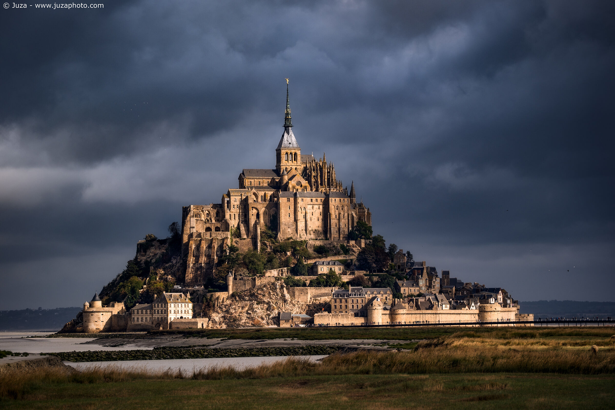 Una tempestosa Mont Saint Michel