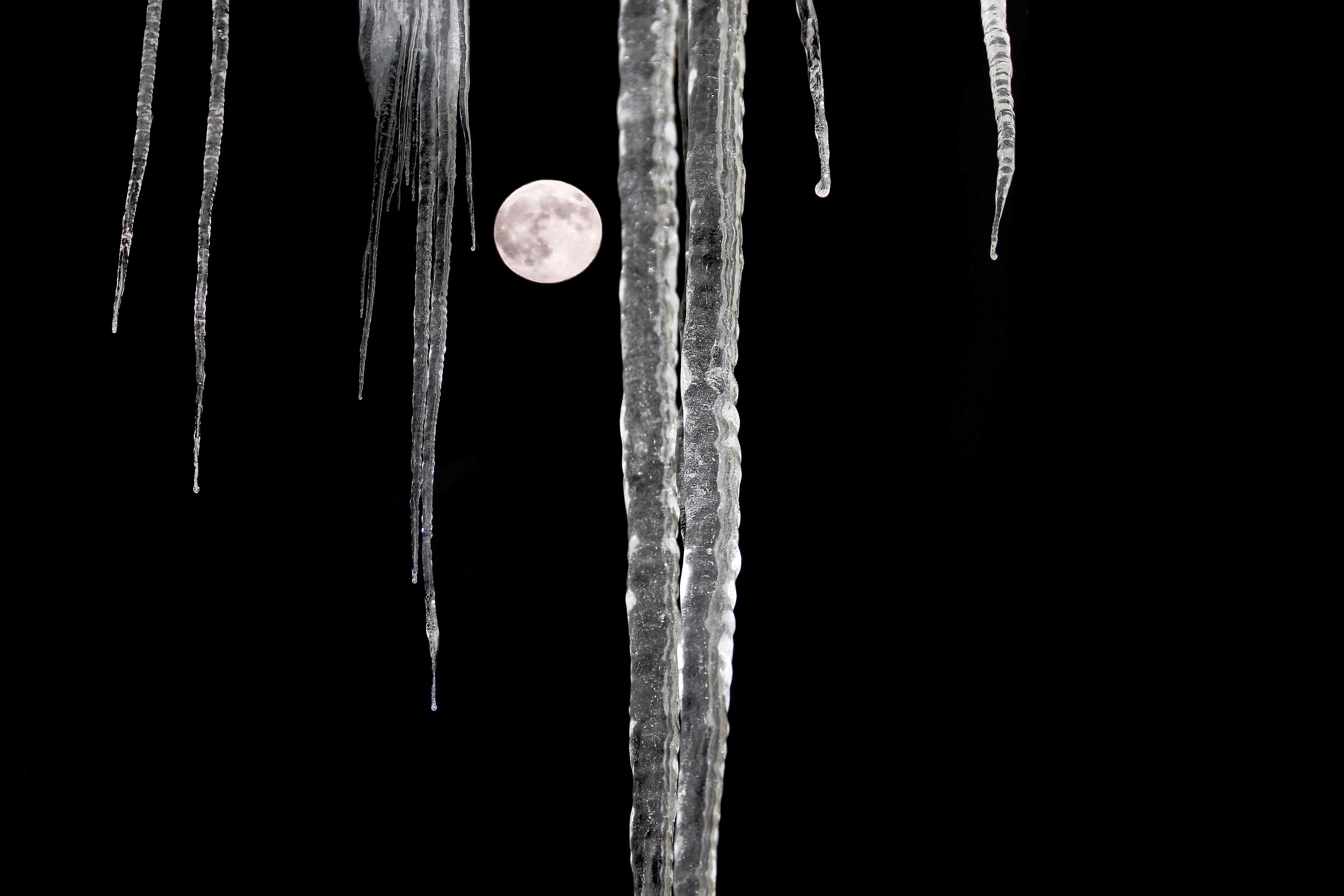 Will it be a cold and dark winter?