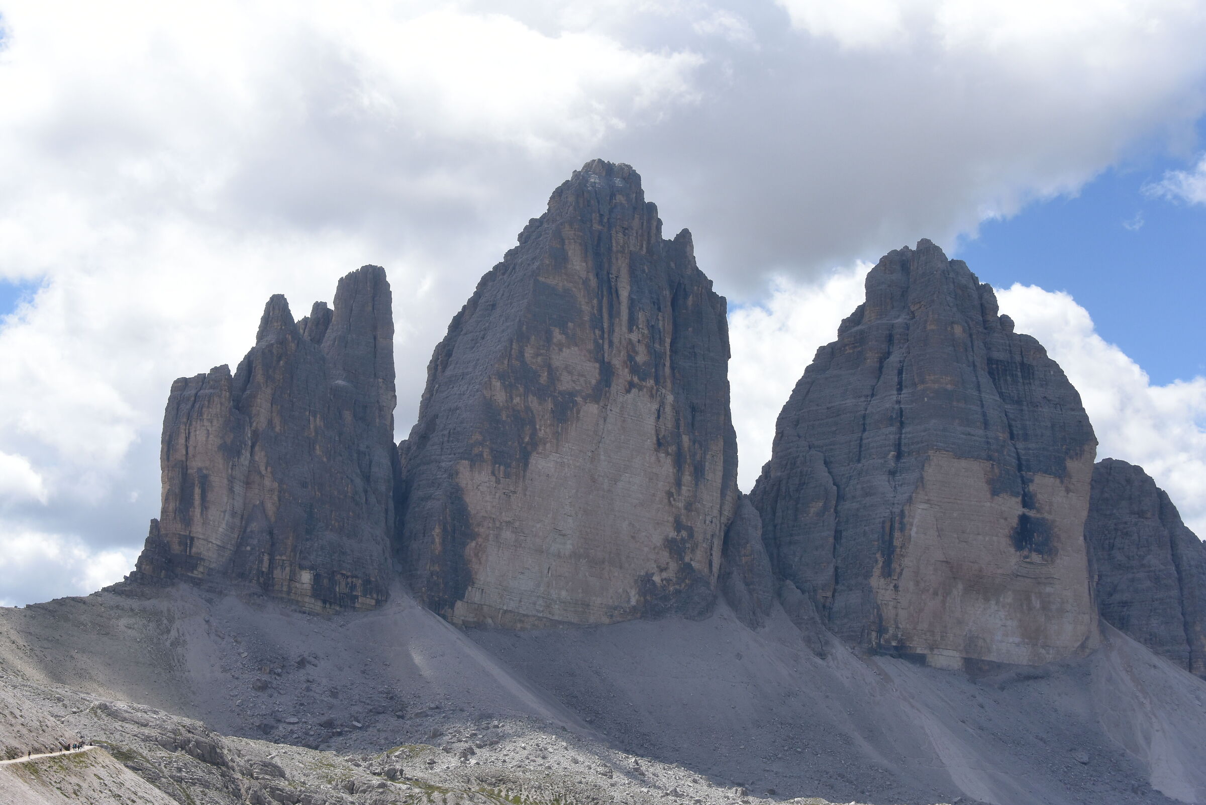 THREE LAVAREDO PEAKS