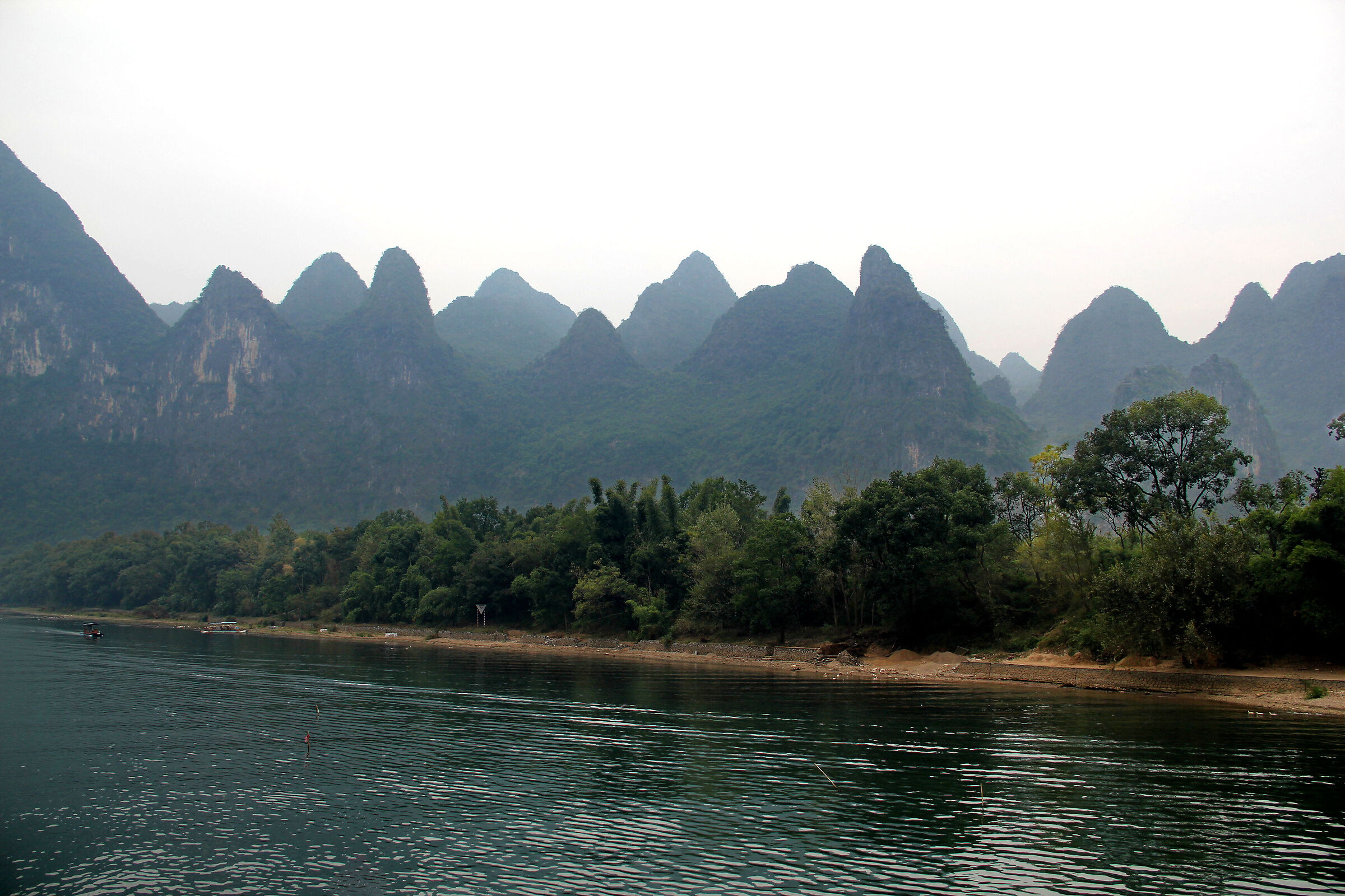 Crociera sul Fiume Li