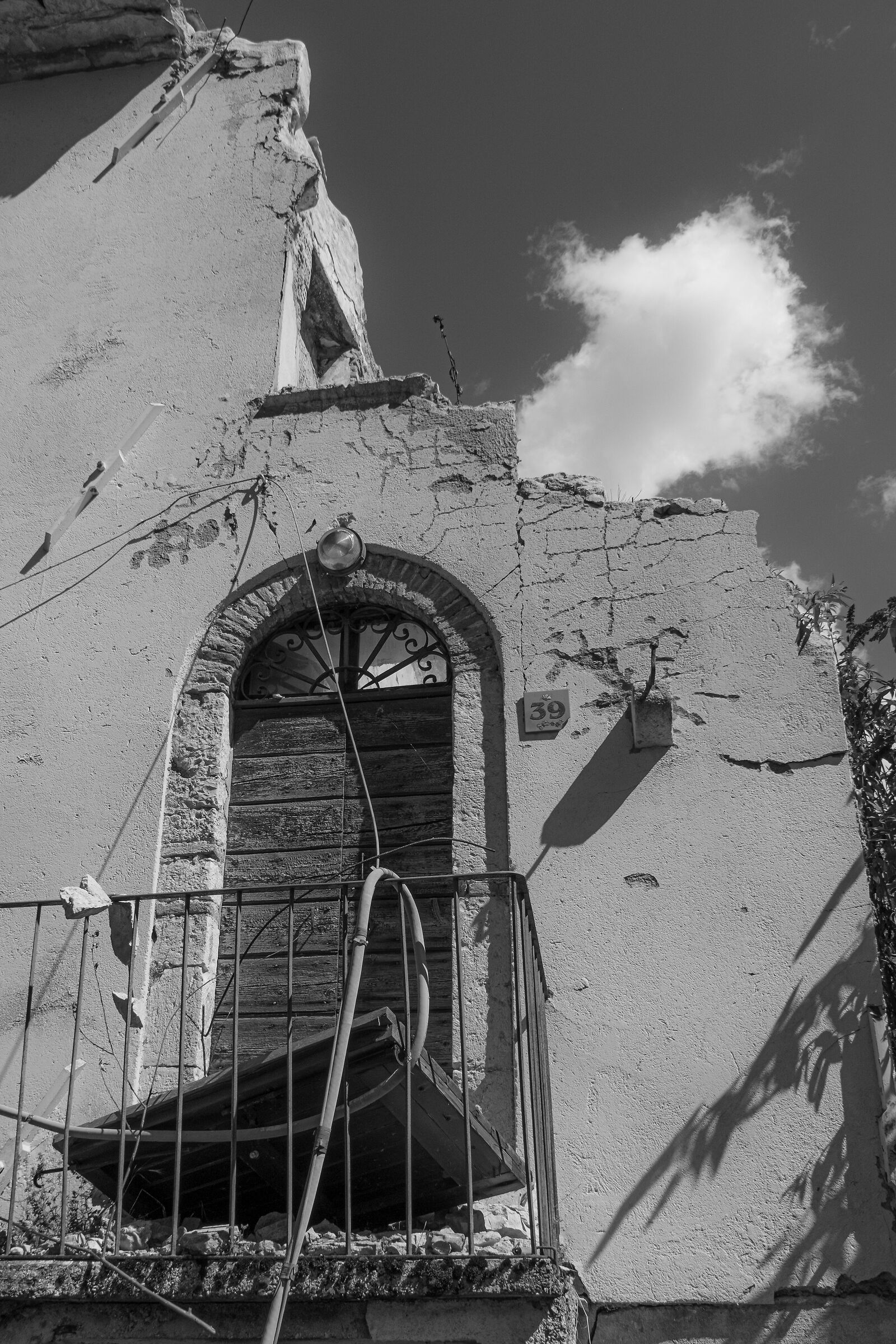 Visso, dove la Terra ha urlato