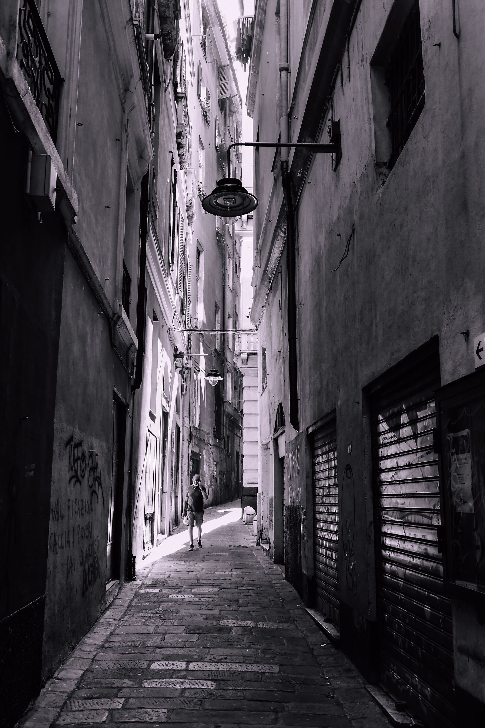 alley