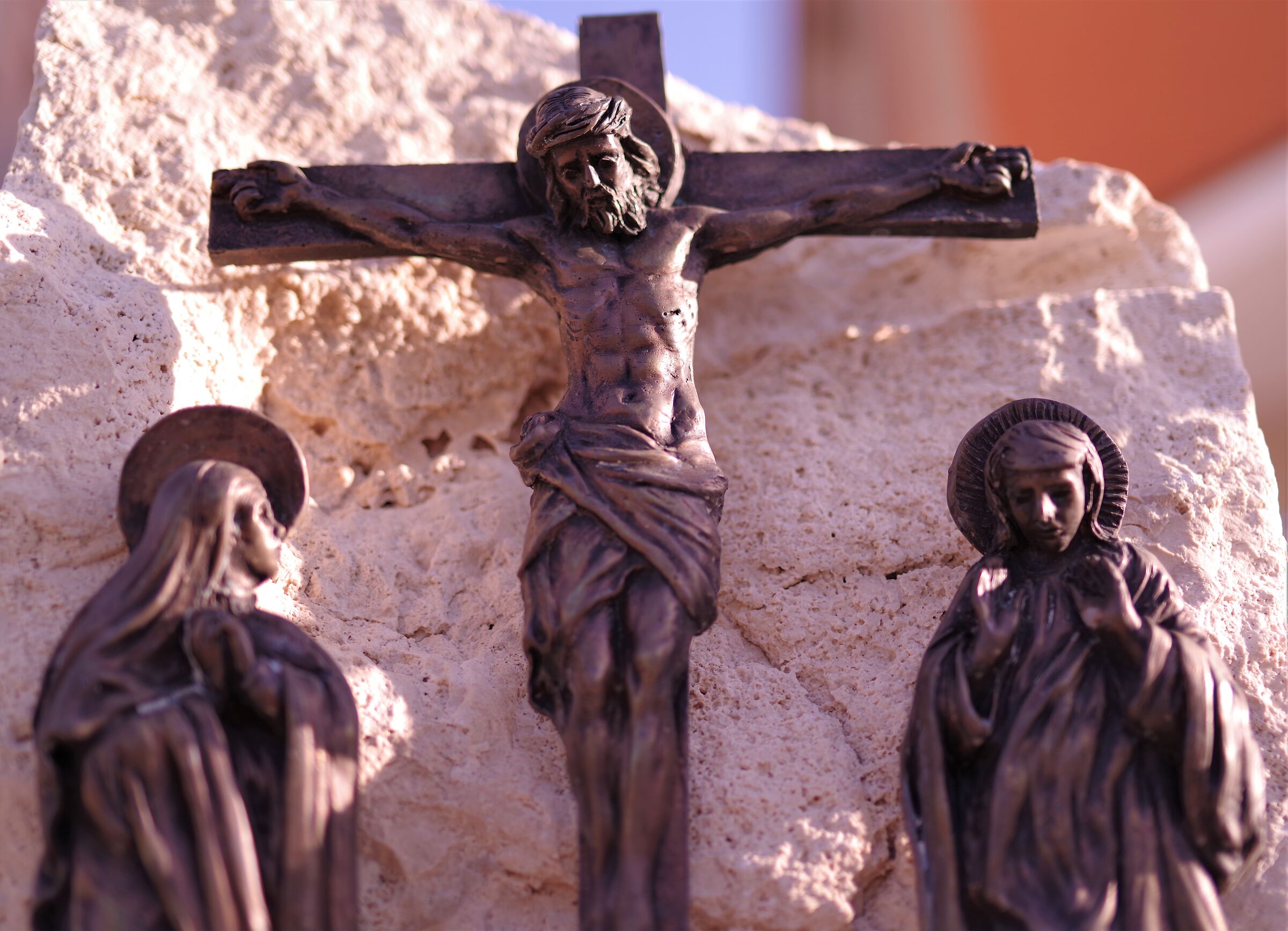 Latina - Scultura Cattedrale Sacro Cuore