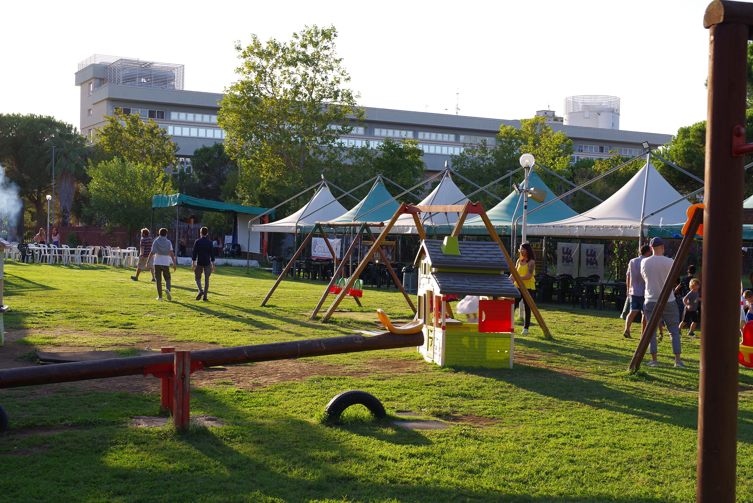 Latina - pomeriggio giardino locale Ever Green
