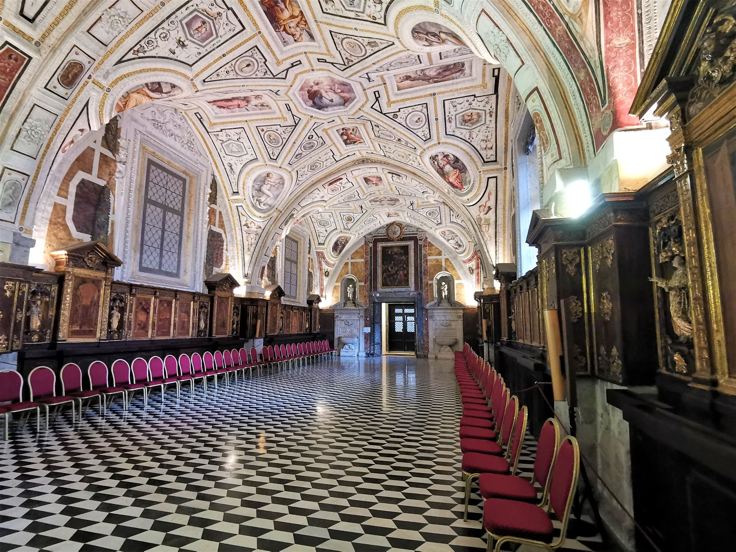 Church of Sant'Anna dei Lombardi (Naples)